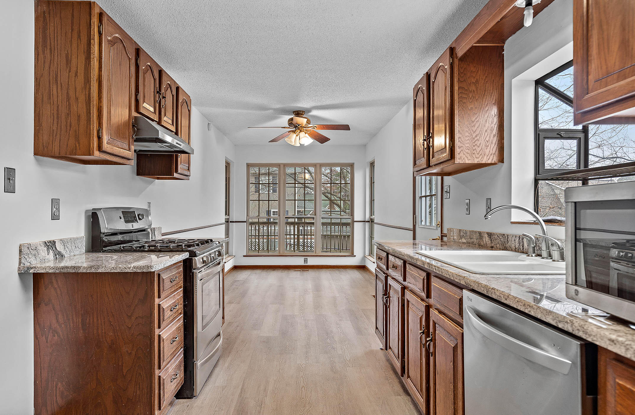 193 NW Hunters Run Place