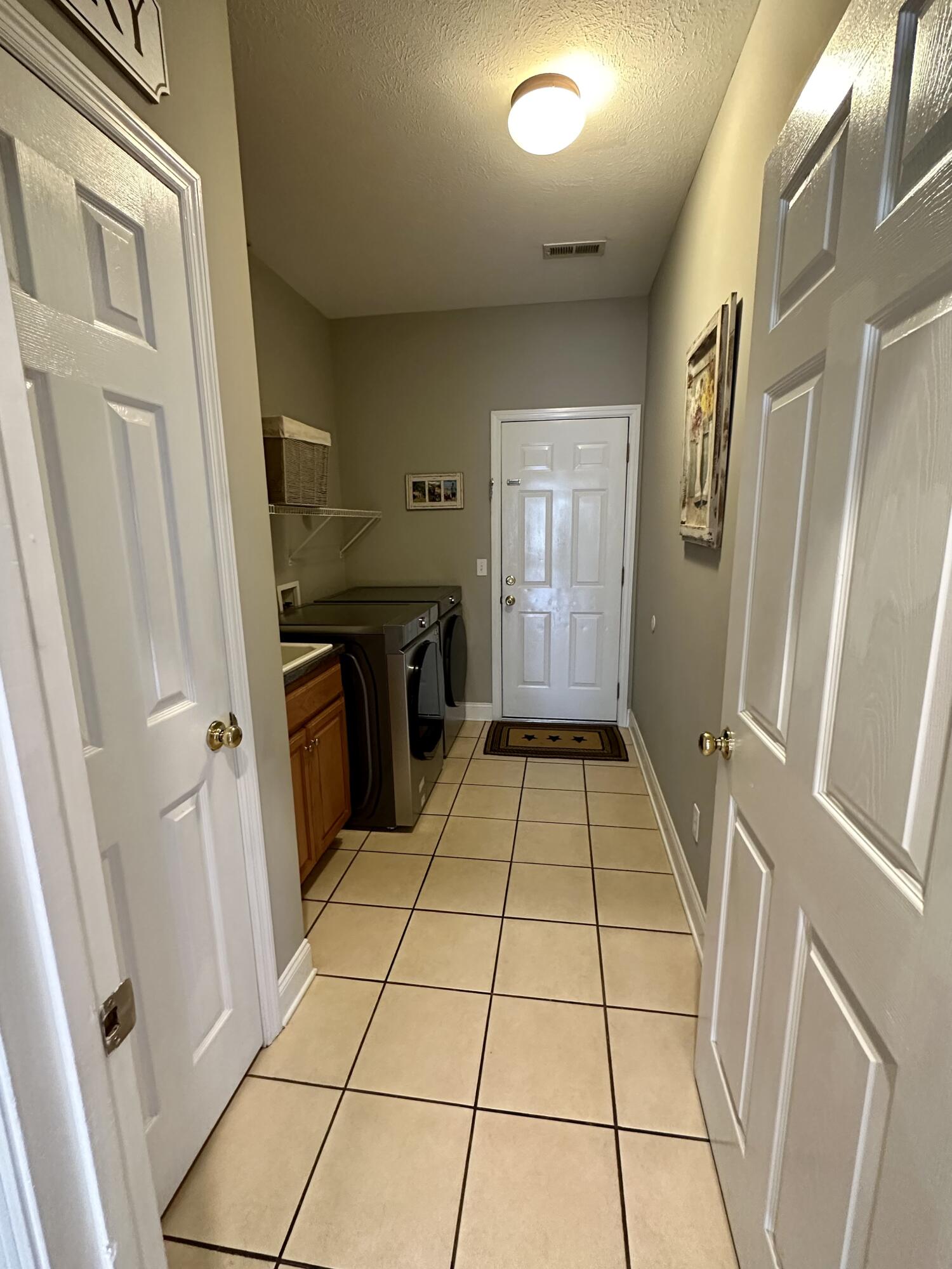 372 Cardinal Road