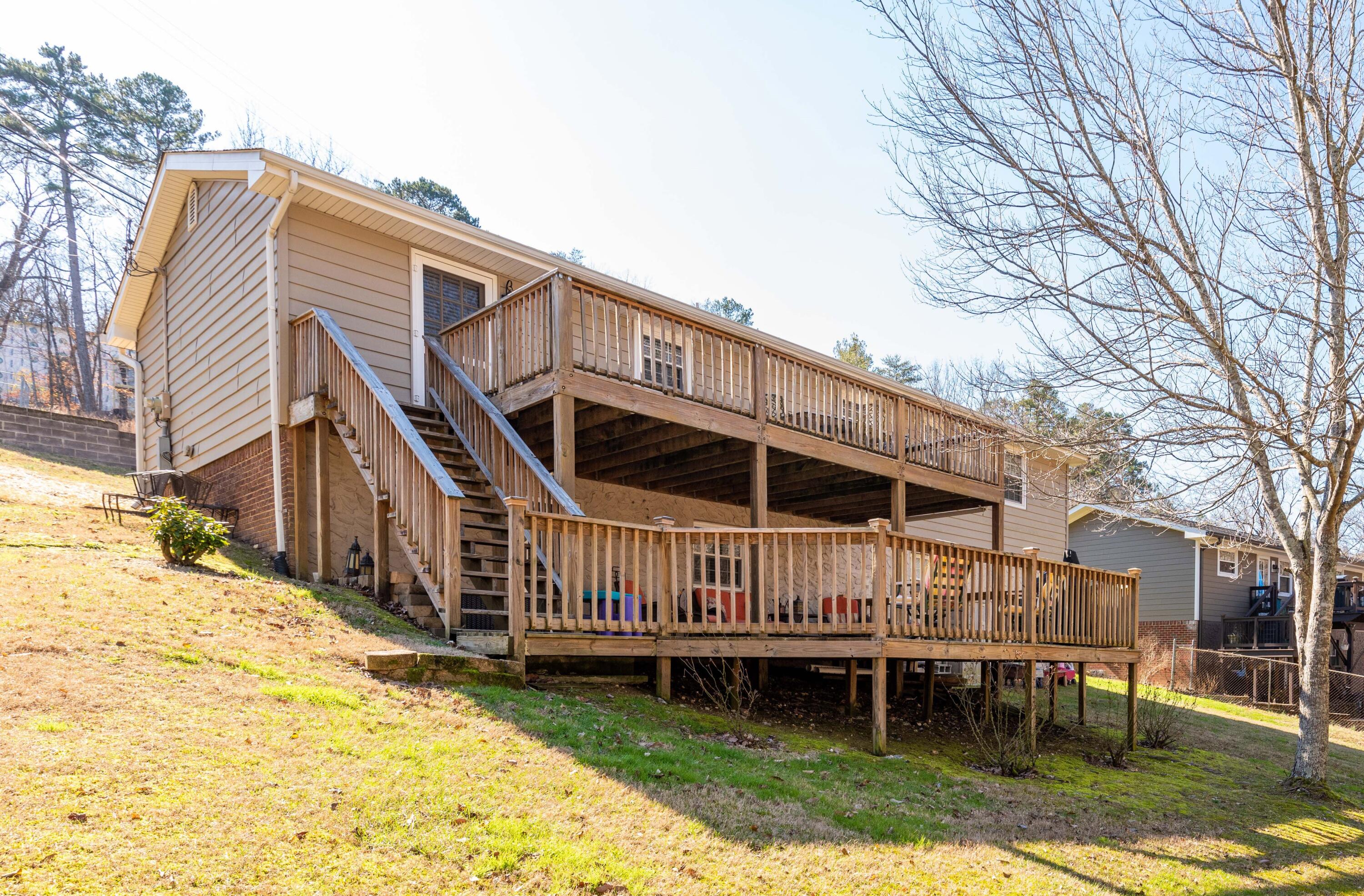 3237 Gleason Drive