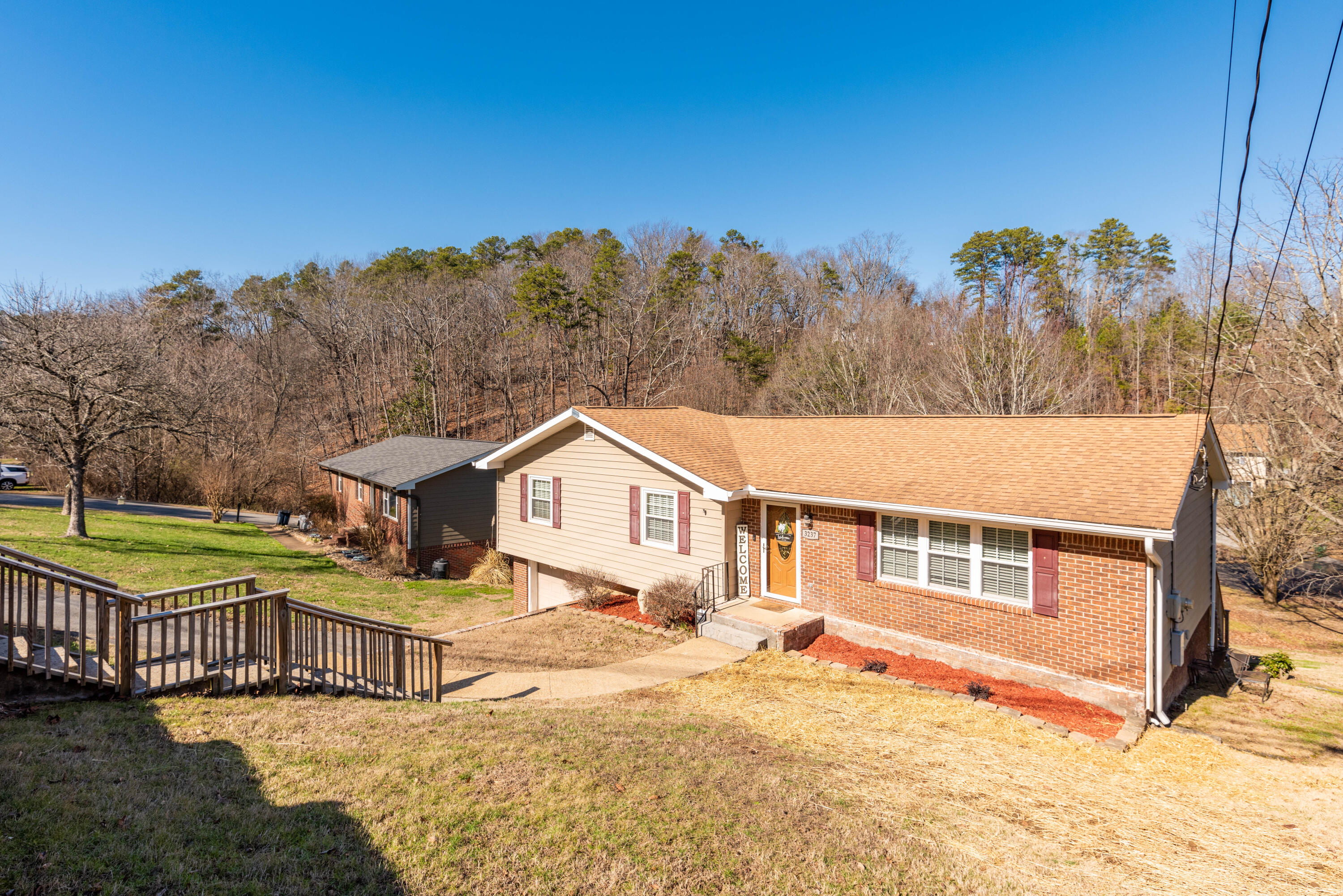 3237 Gleason Drive