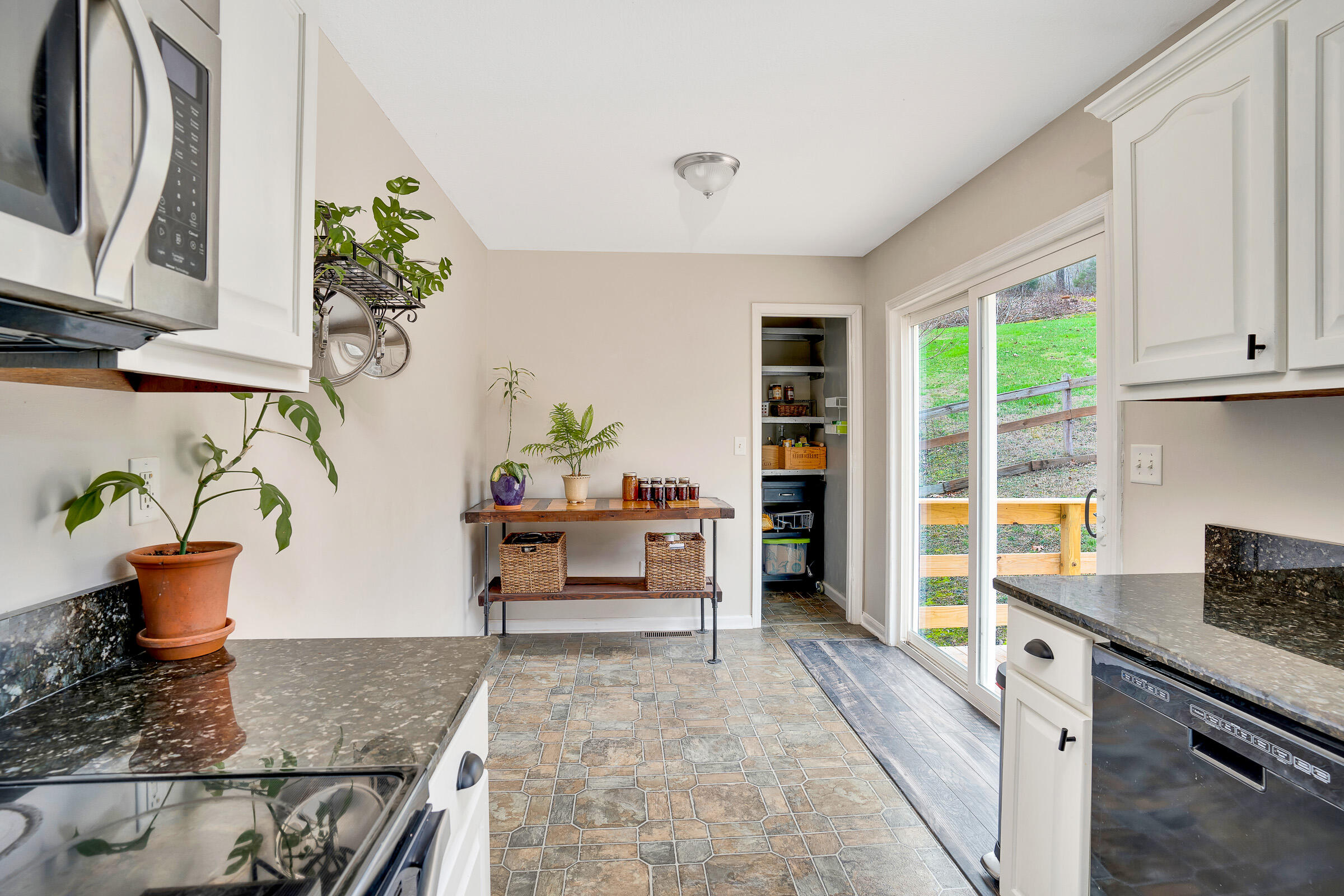 136 S Fox Run Circle