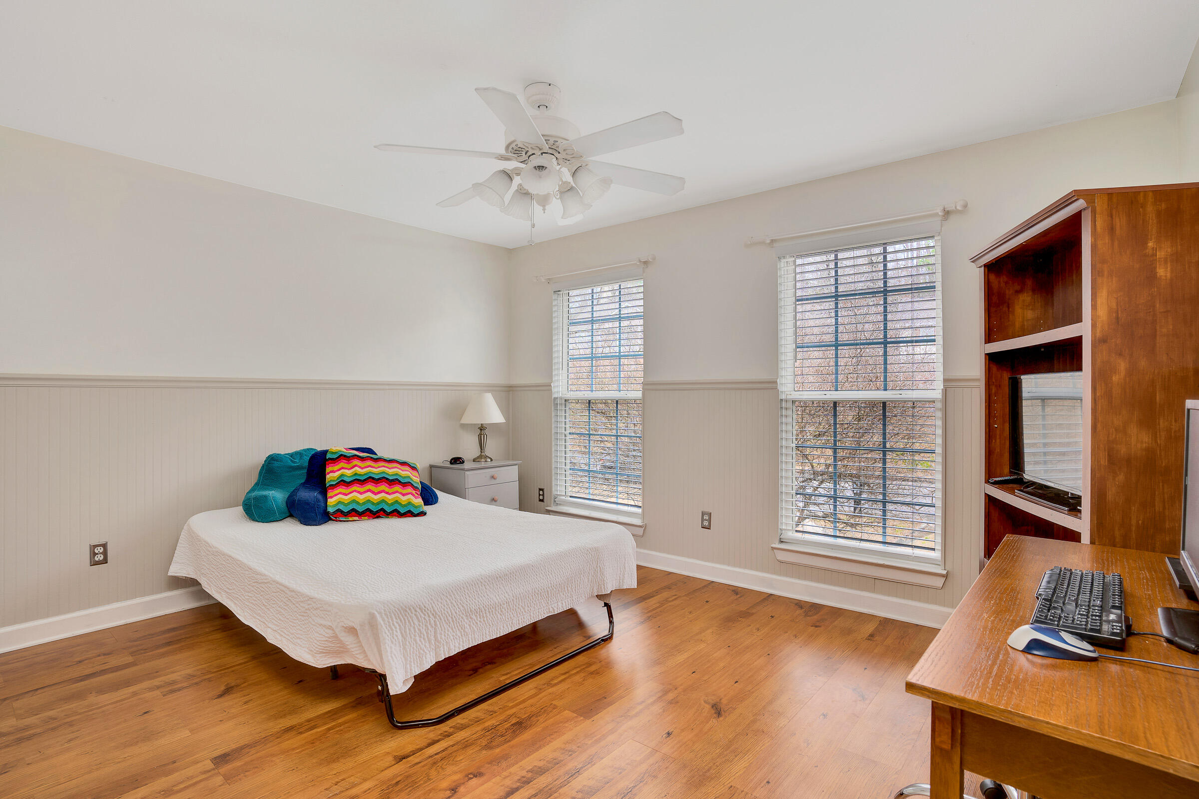 136 S Fox Run Circle