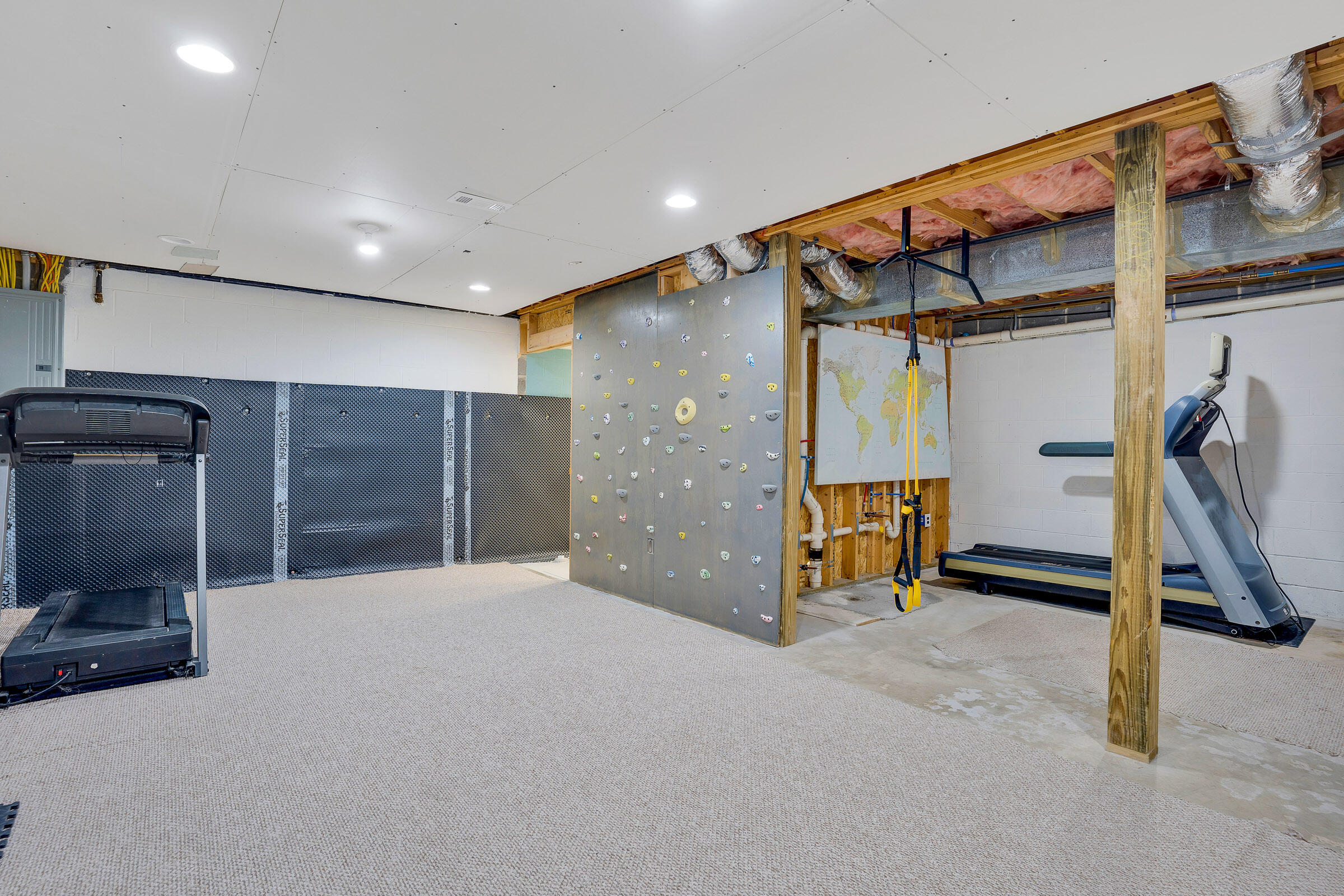 136 S Fox Run Circle