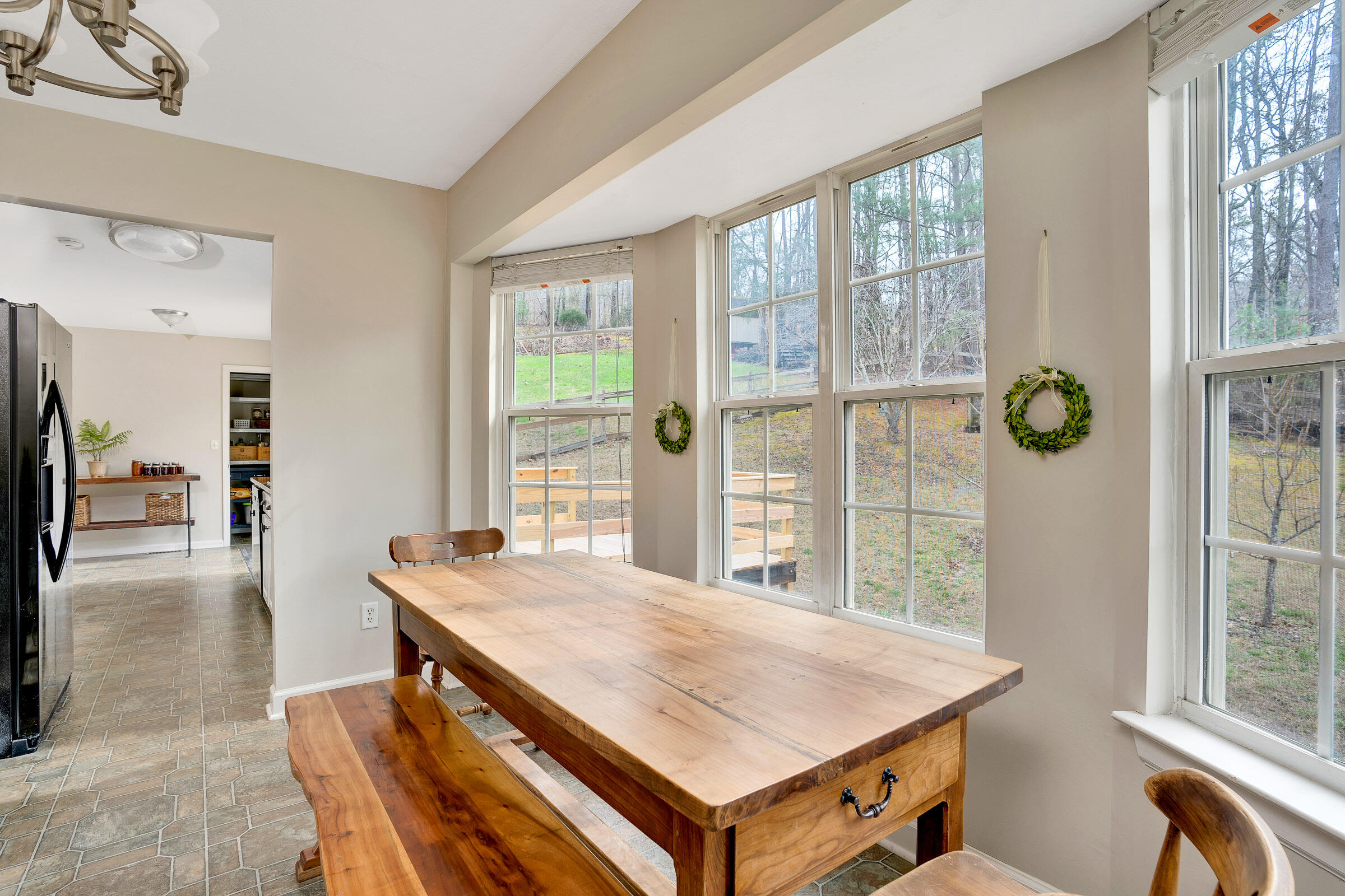 136 S Fox Run Circle