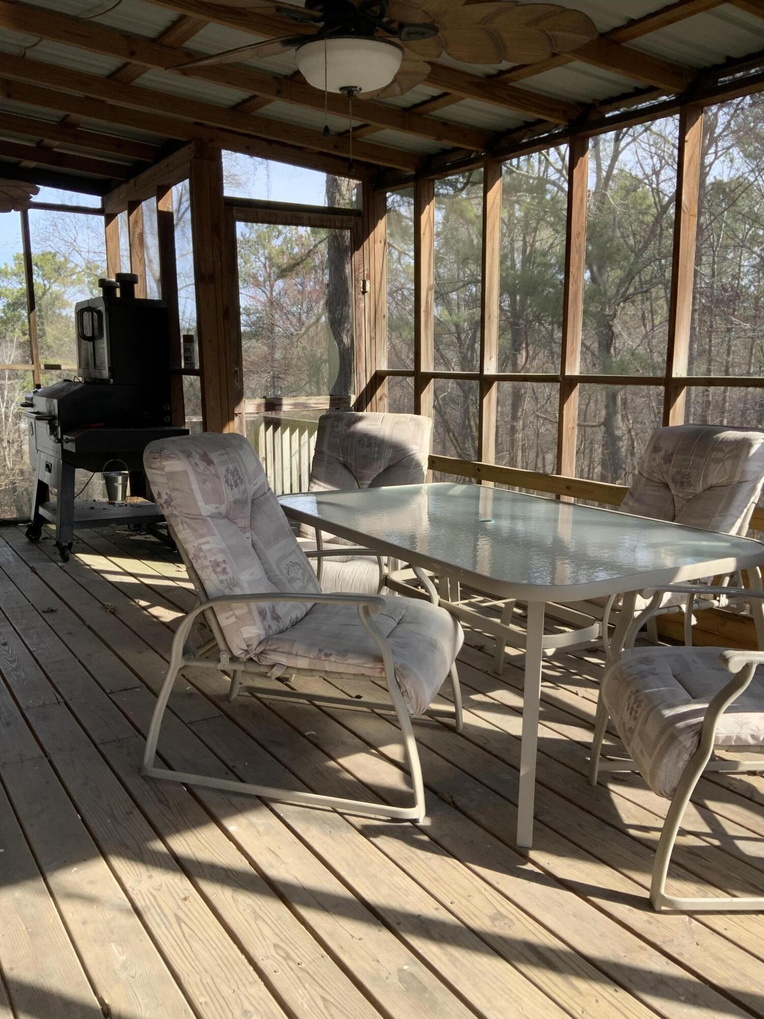 190 Laurelwood Circle