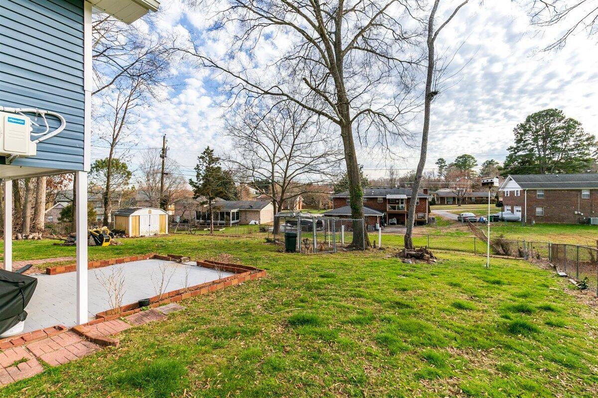 3910 N Mission Oaks Drive