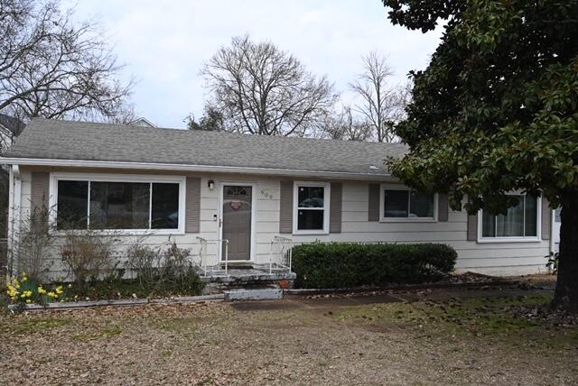 909 Altamaha Street
