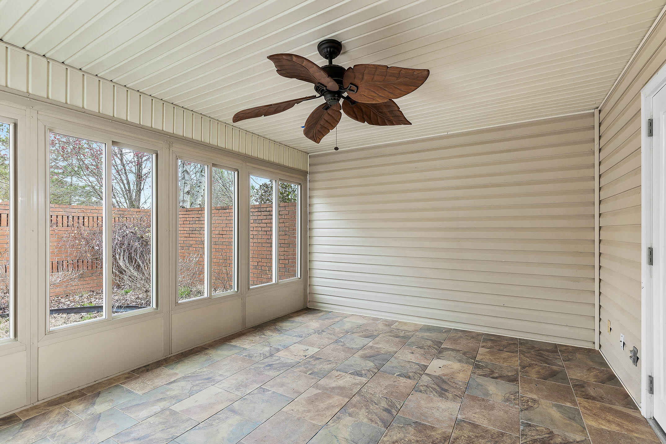 2413 Royal Fern Trail