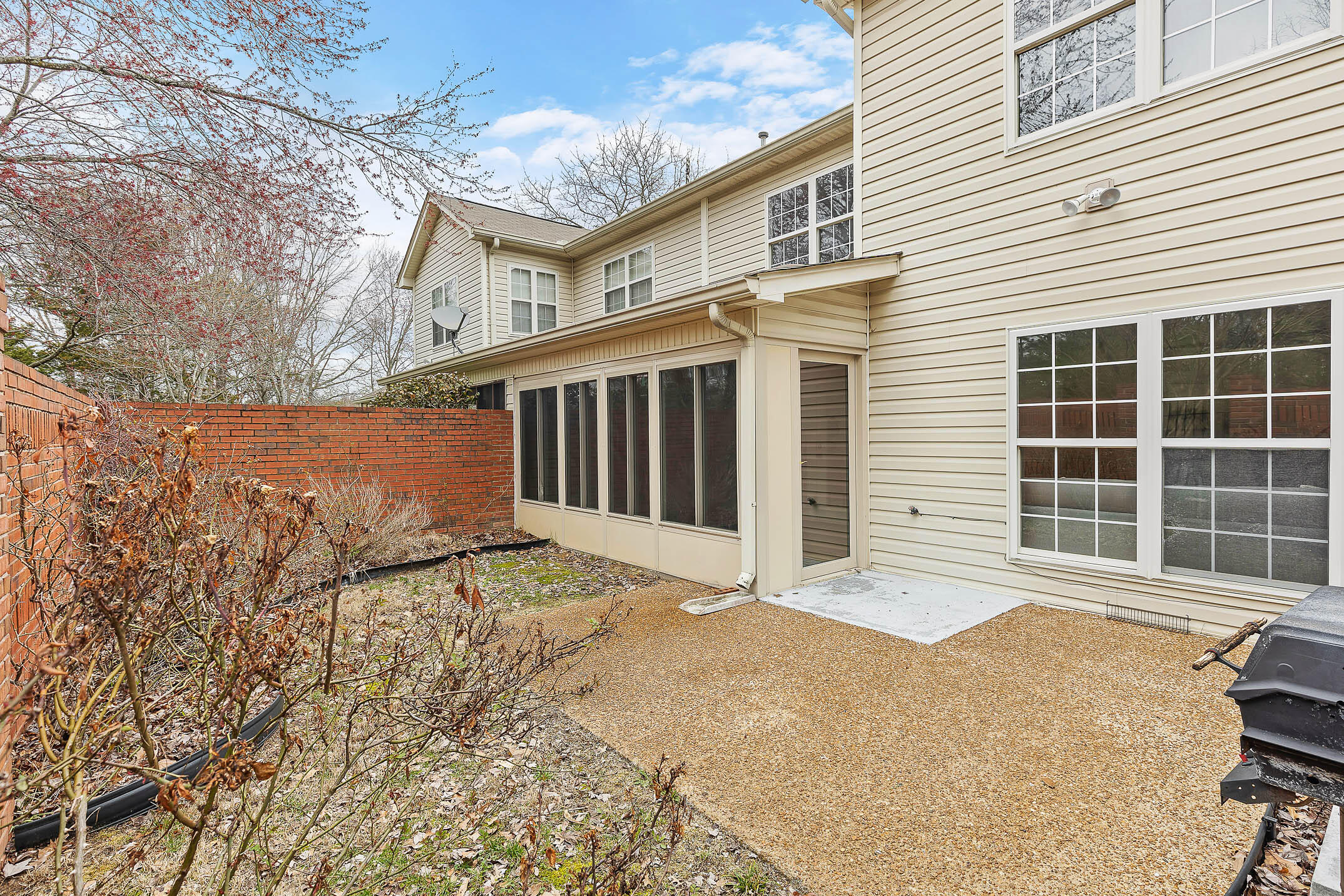 2413 Royal Fern Trail