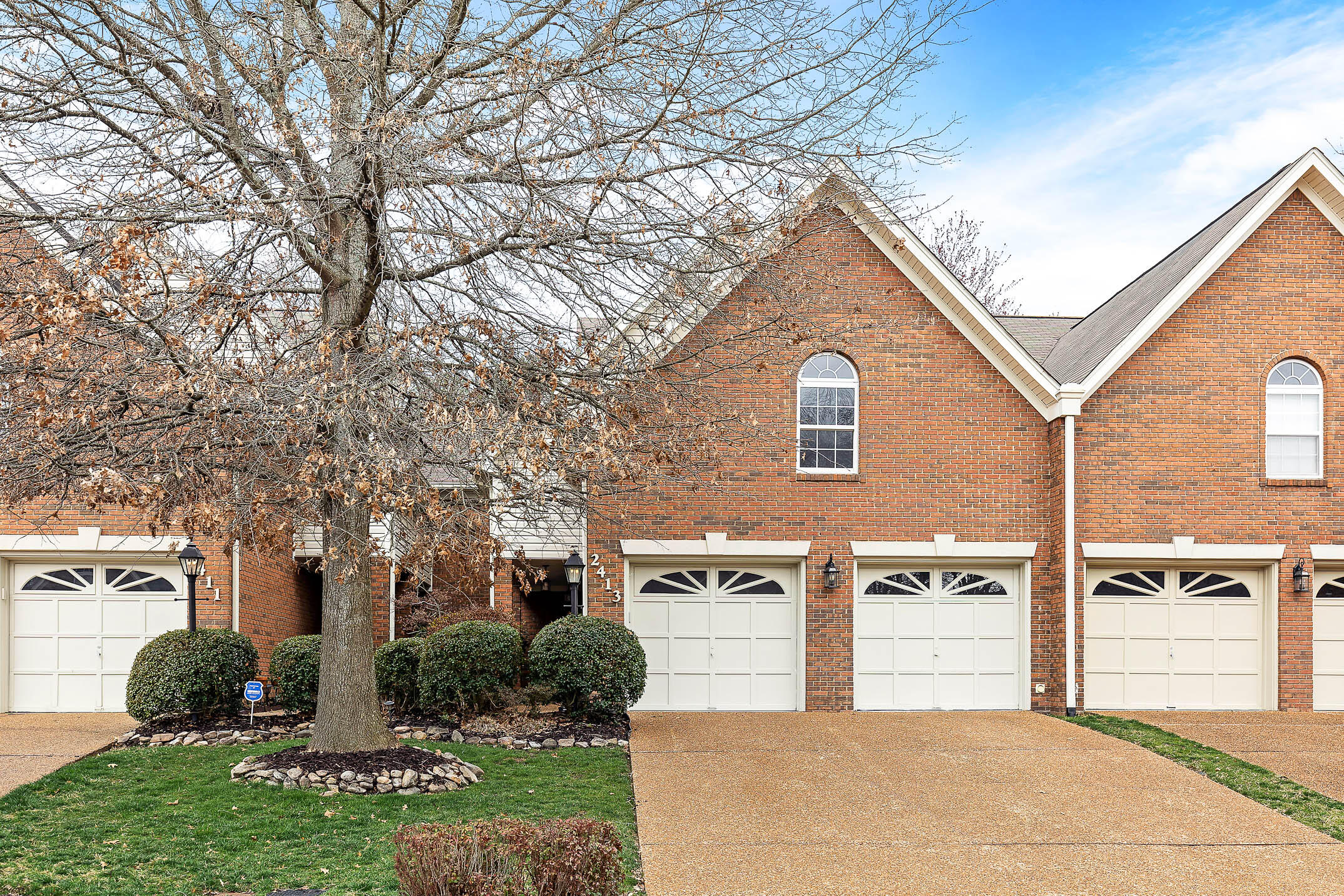 2413 Royal Fern Trail