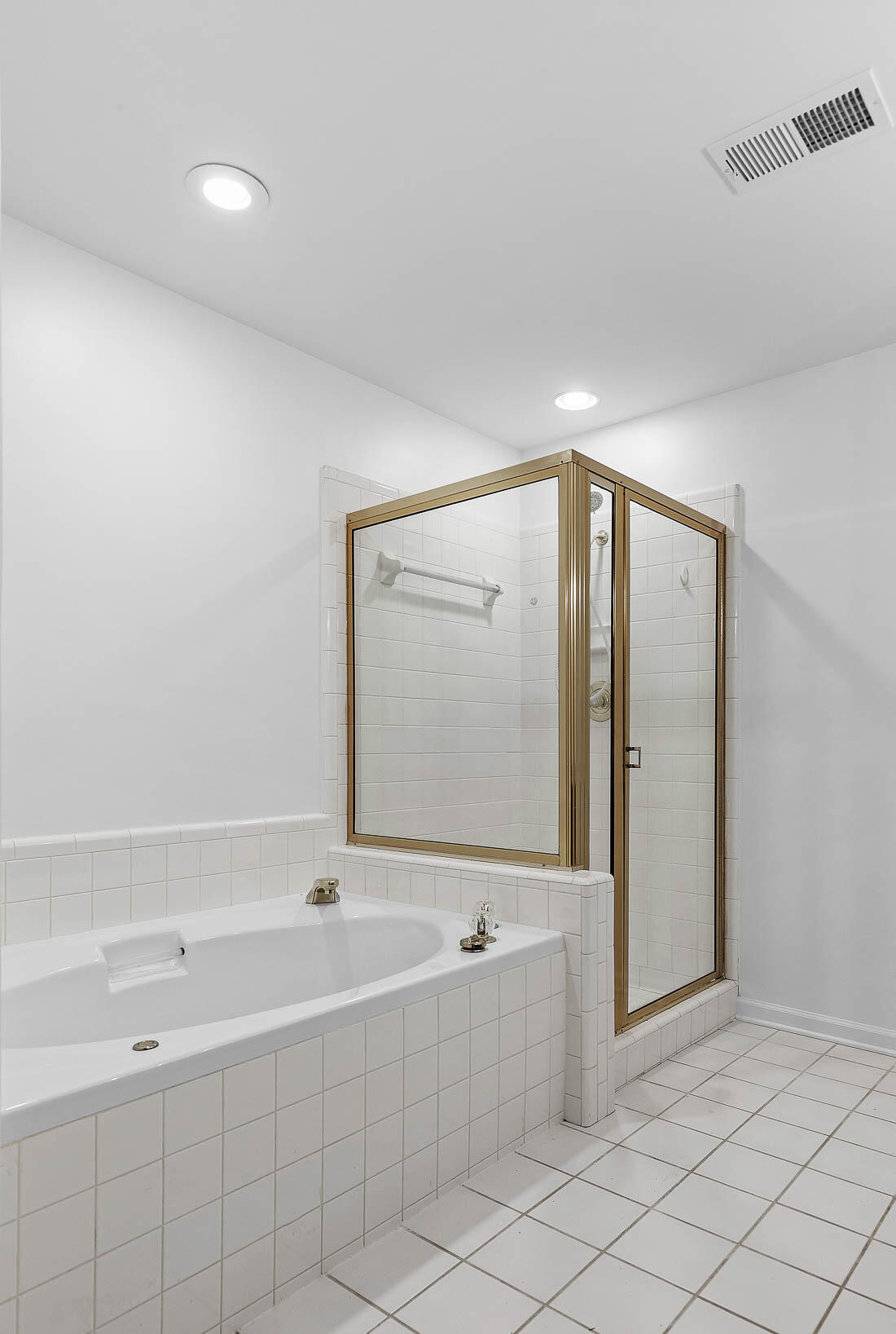 2413 Royal Fern Trail