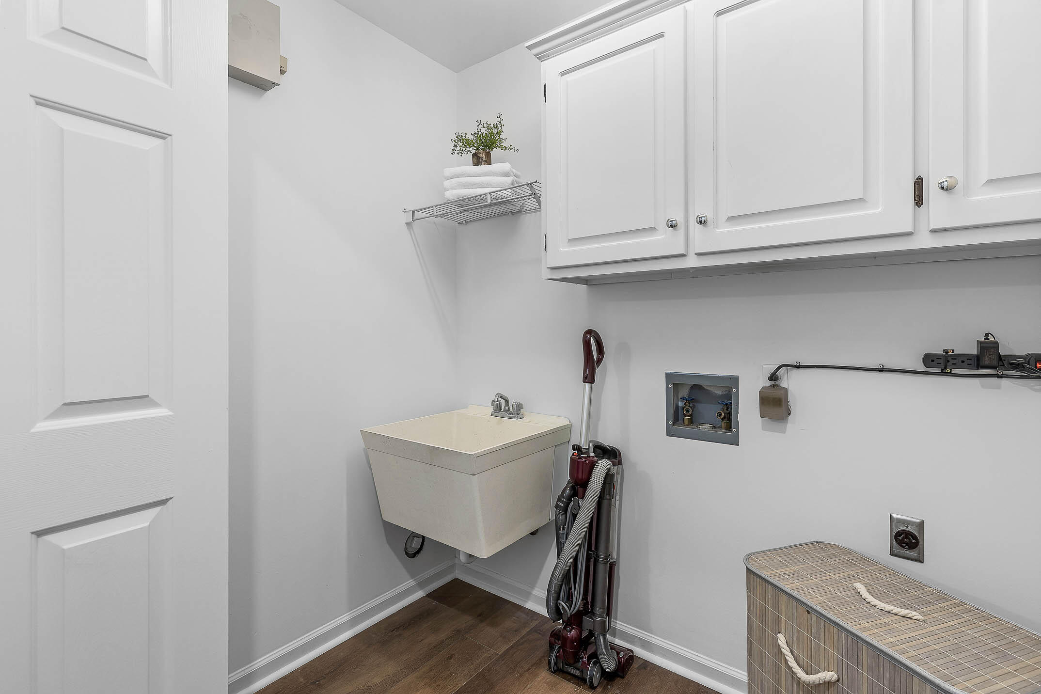 2413 Royal Fern Trail
