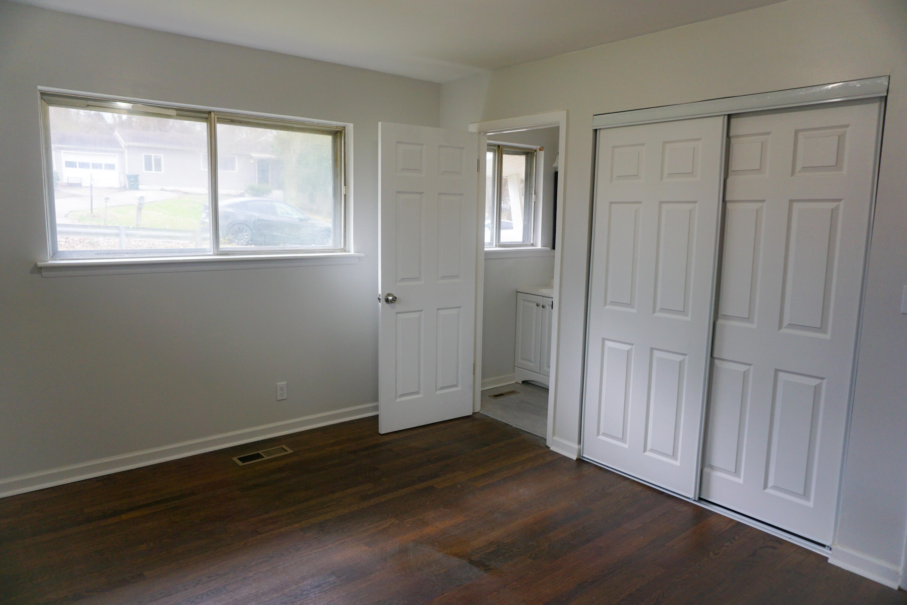 1701 Cambridge Drive