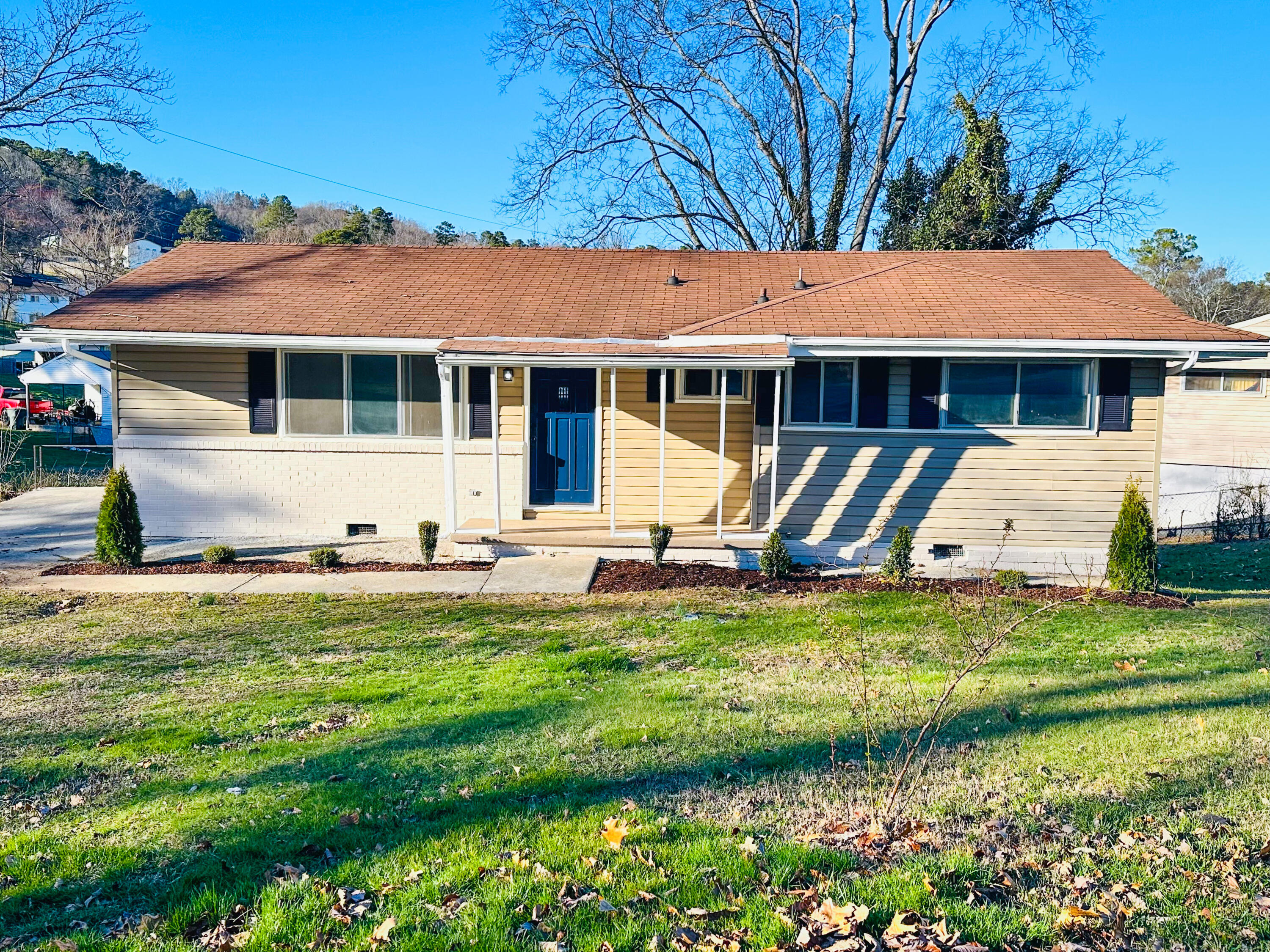1701 Cambridge Drive