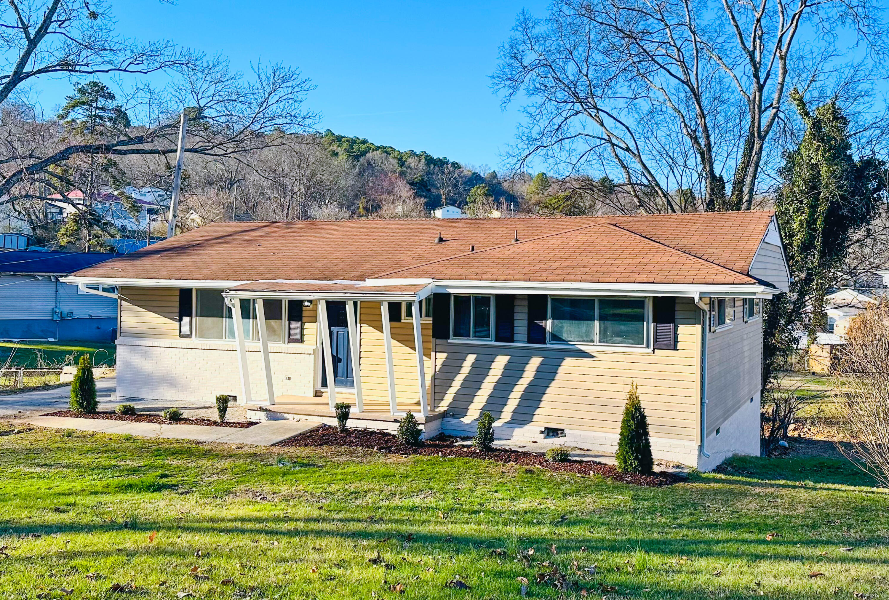 1701 Cambridge Drive