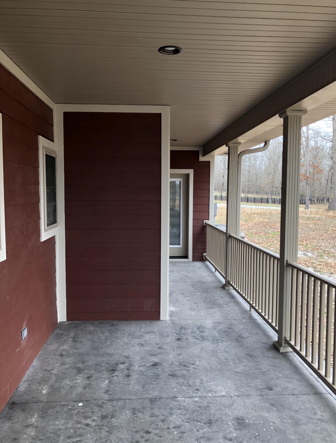 93 Bluff View Loop