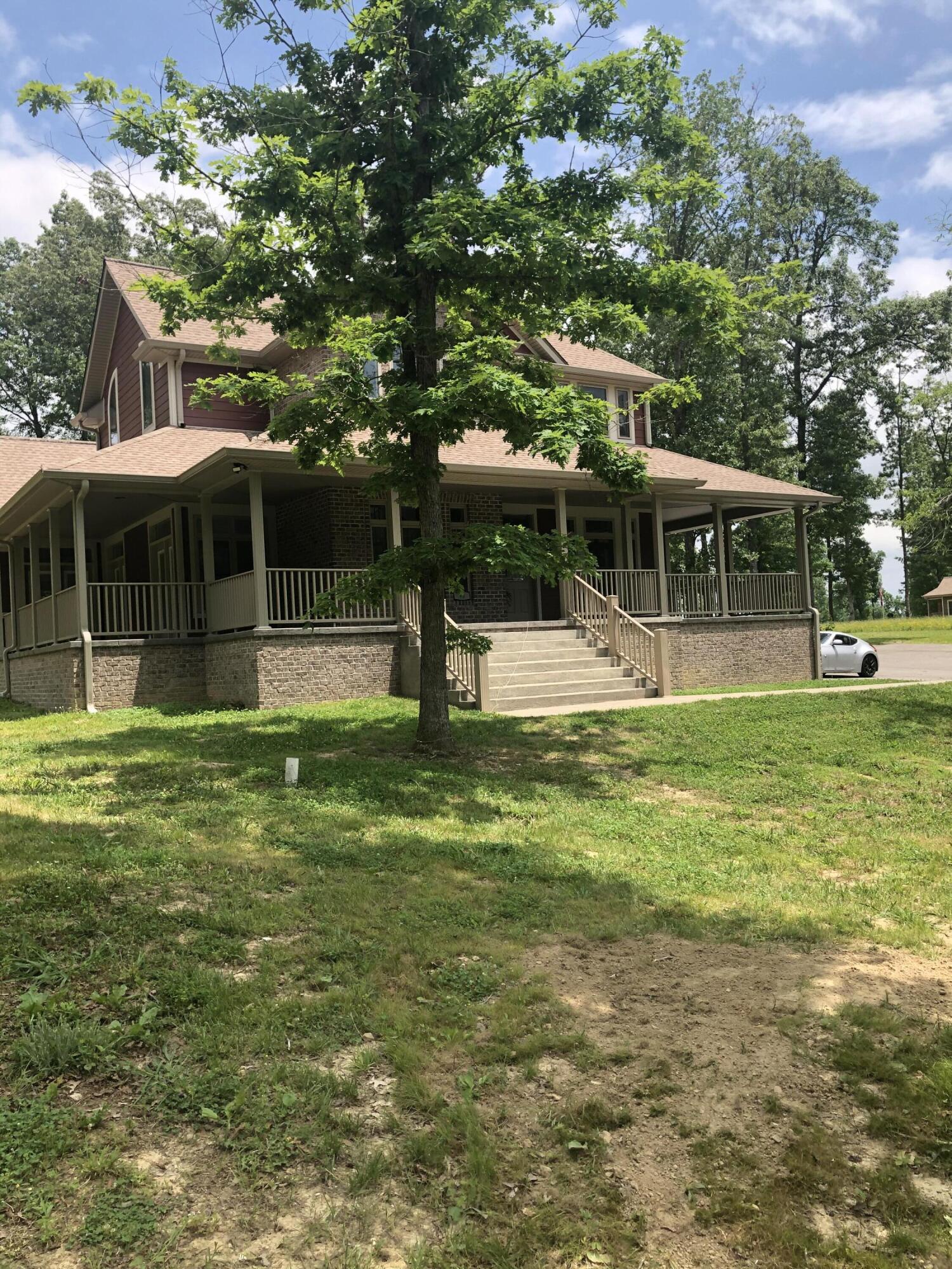 93 Bluff View Loop