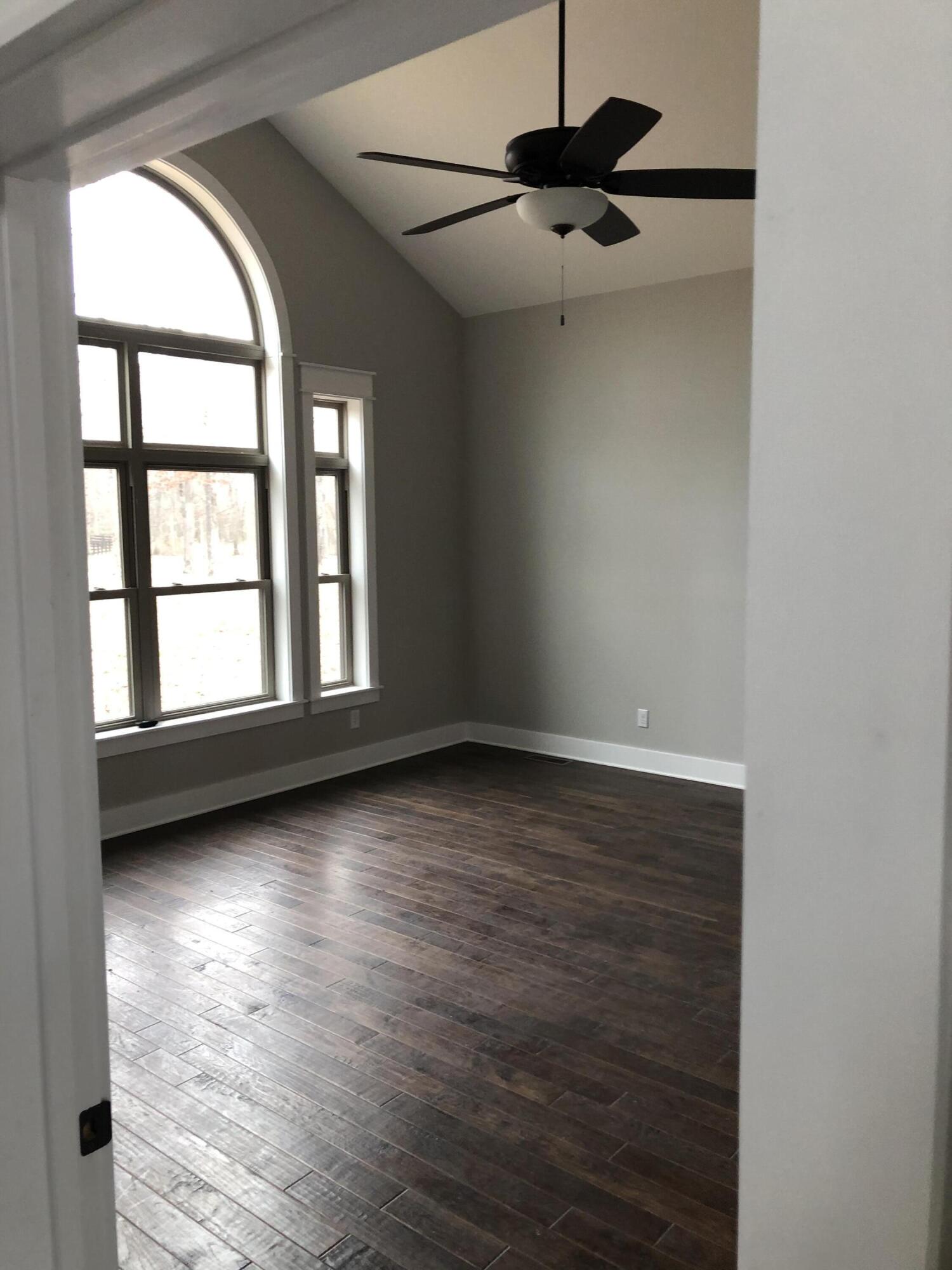 93 Bluff View Loop