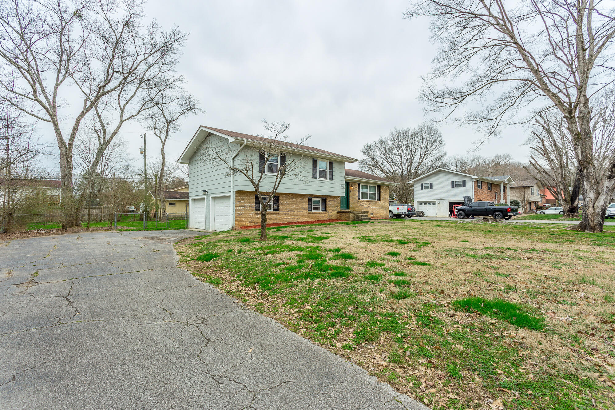 1306 Scout Road