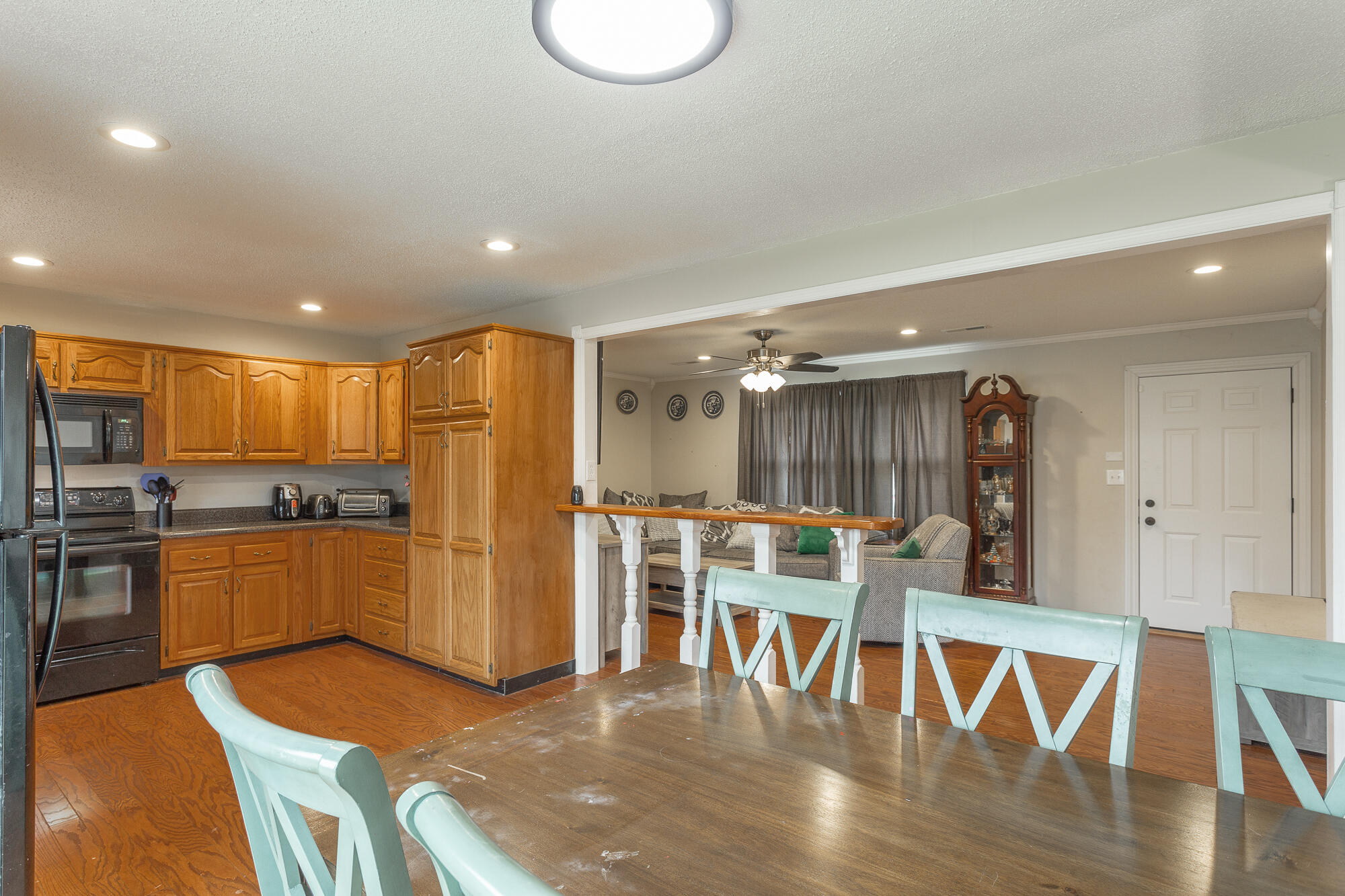 1306 Scout Road