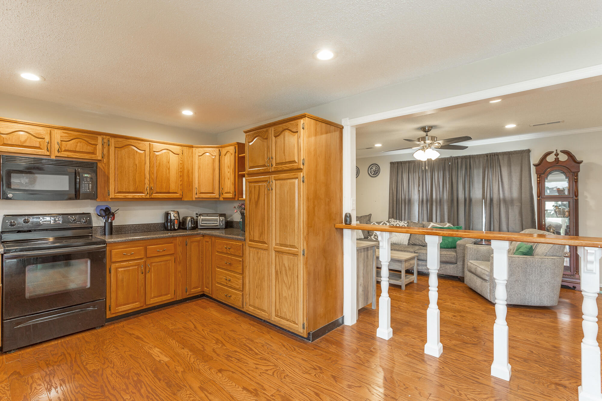 1306 Scout Road