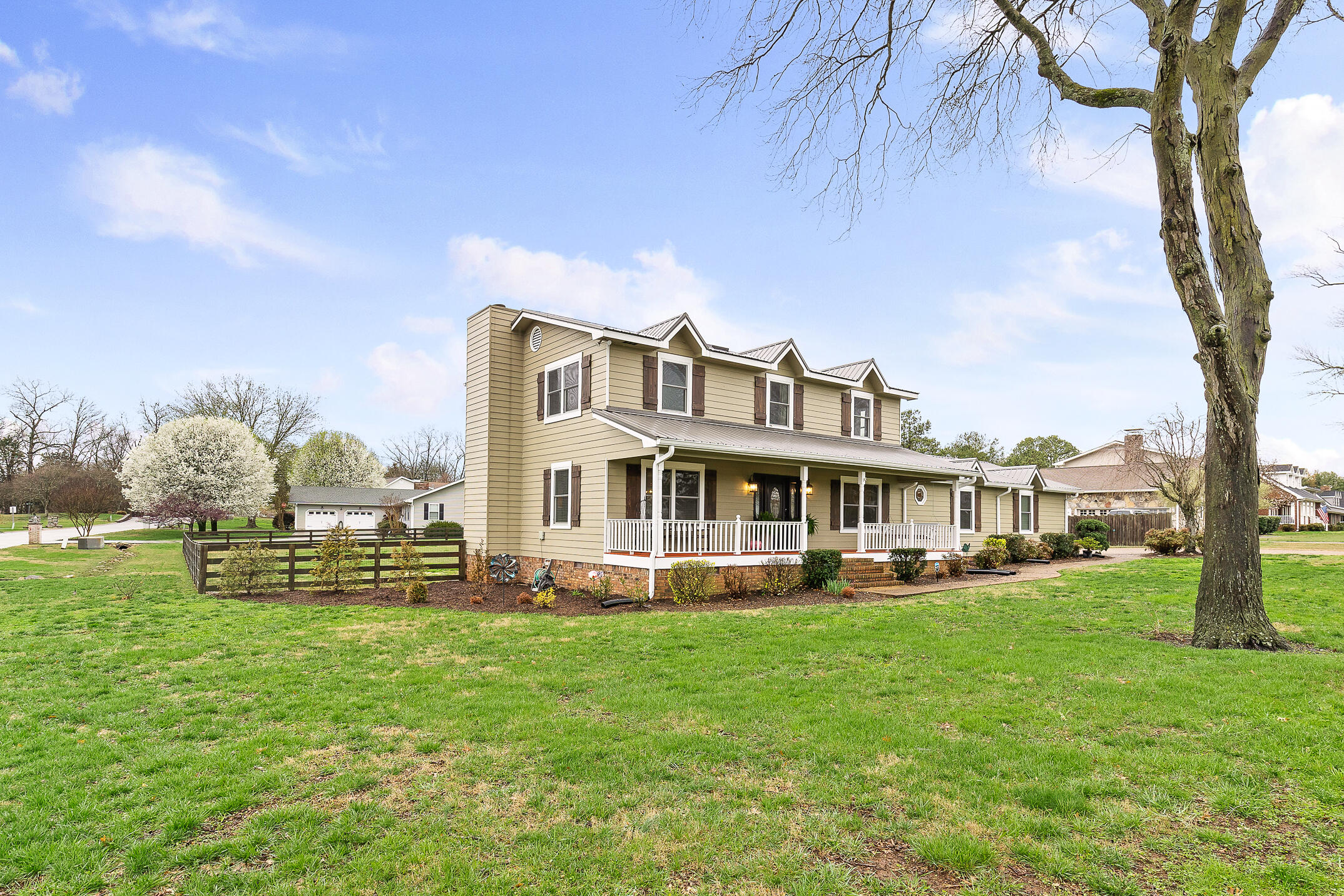 8301 Heron Circle, H