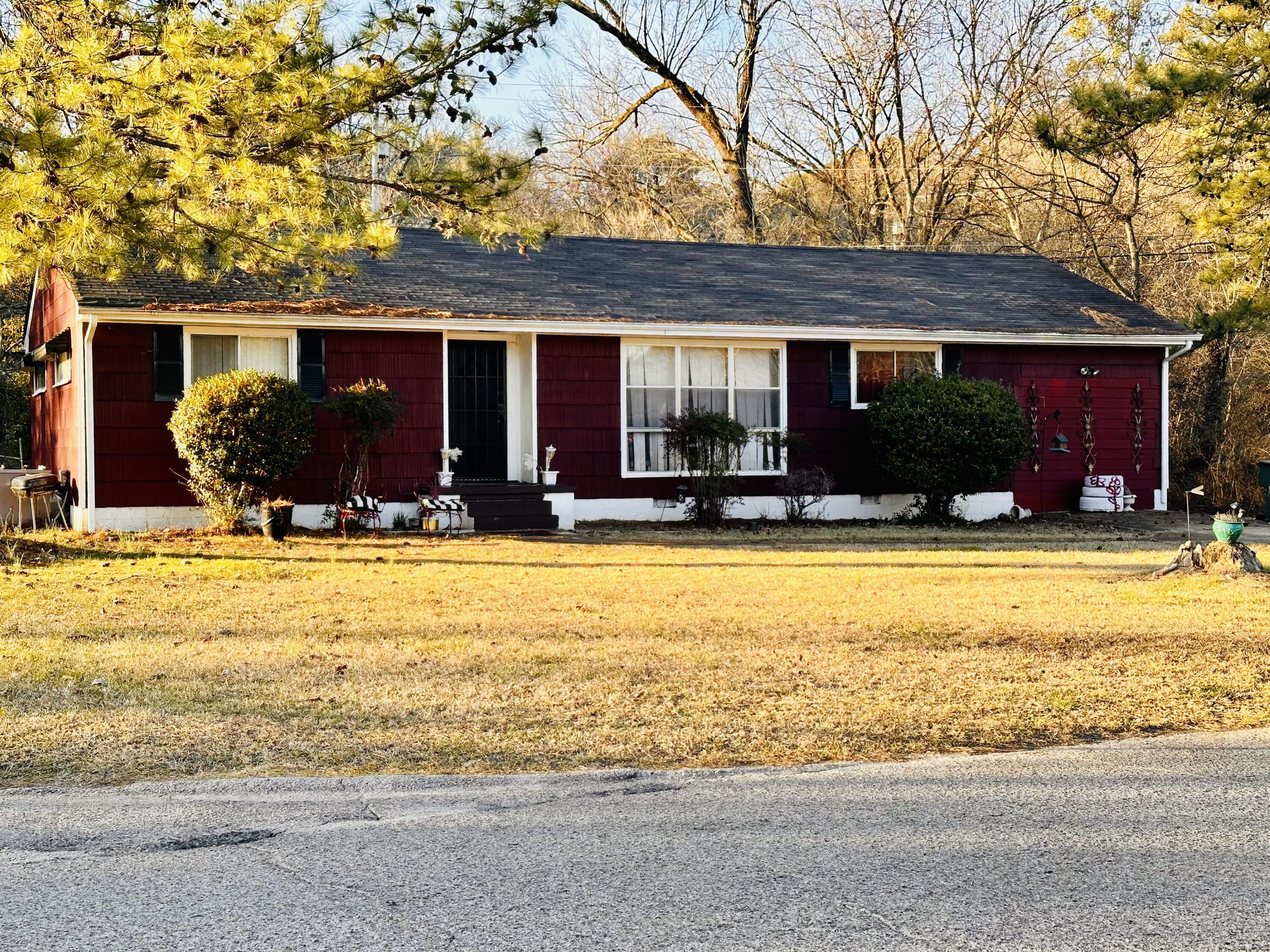 1583 Pin Oak Drive