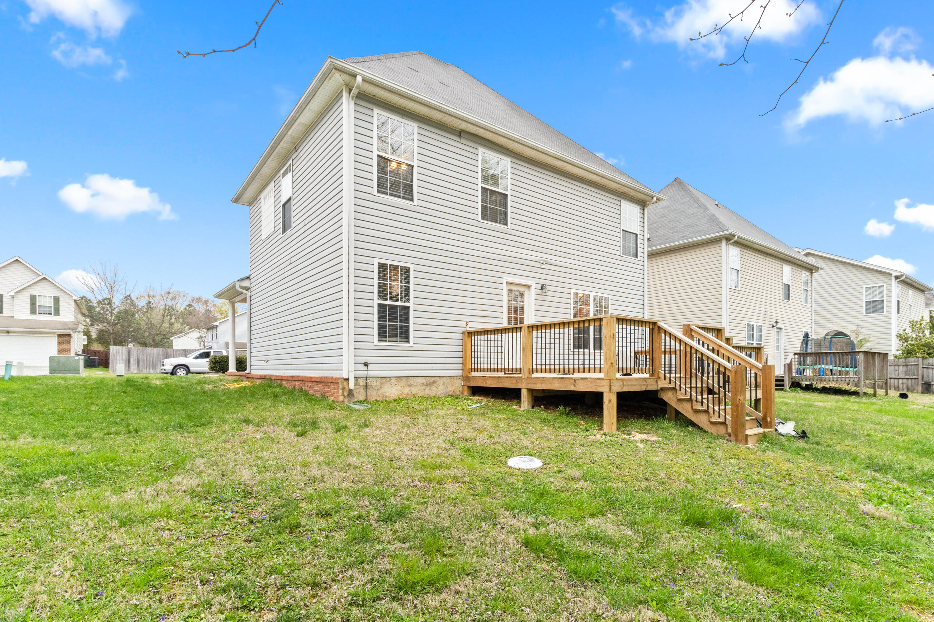 7106 Blossom Circle