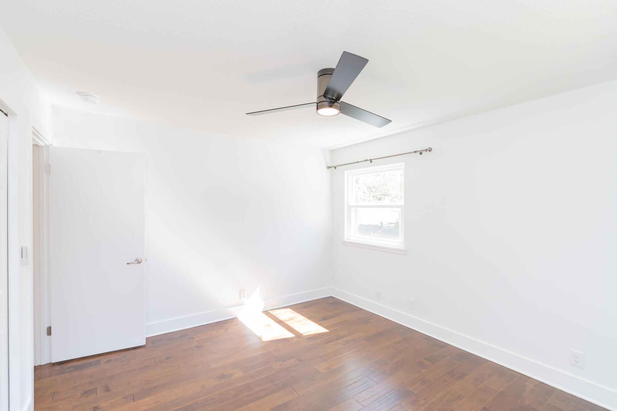 828 Skyline Park Drive