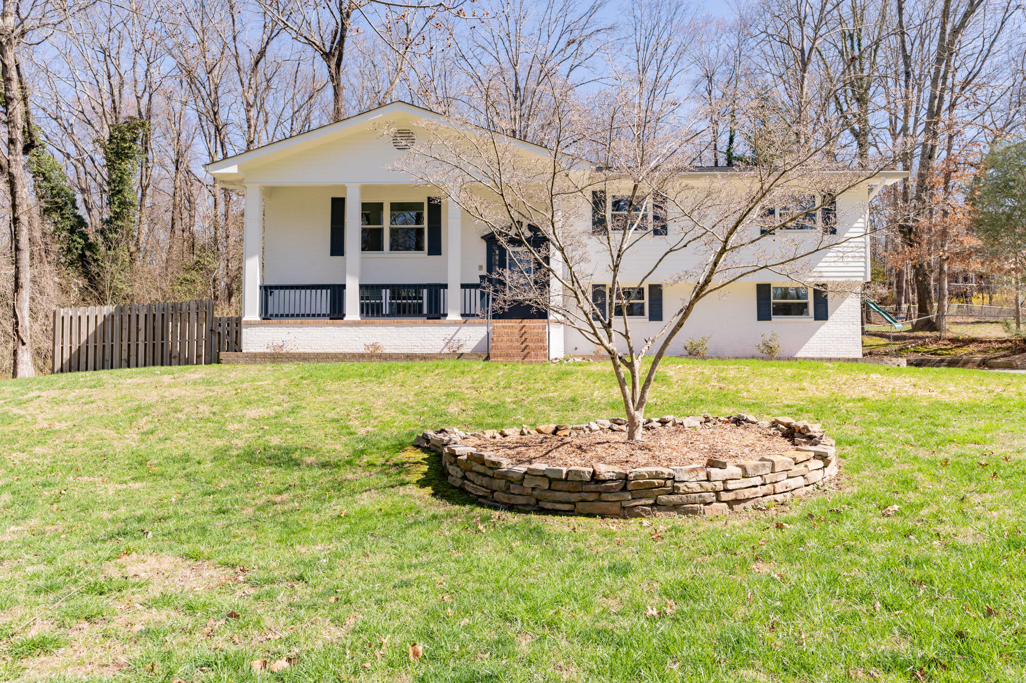 828 Skyline Park Drive