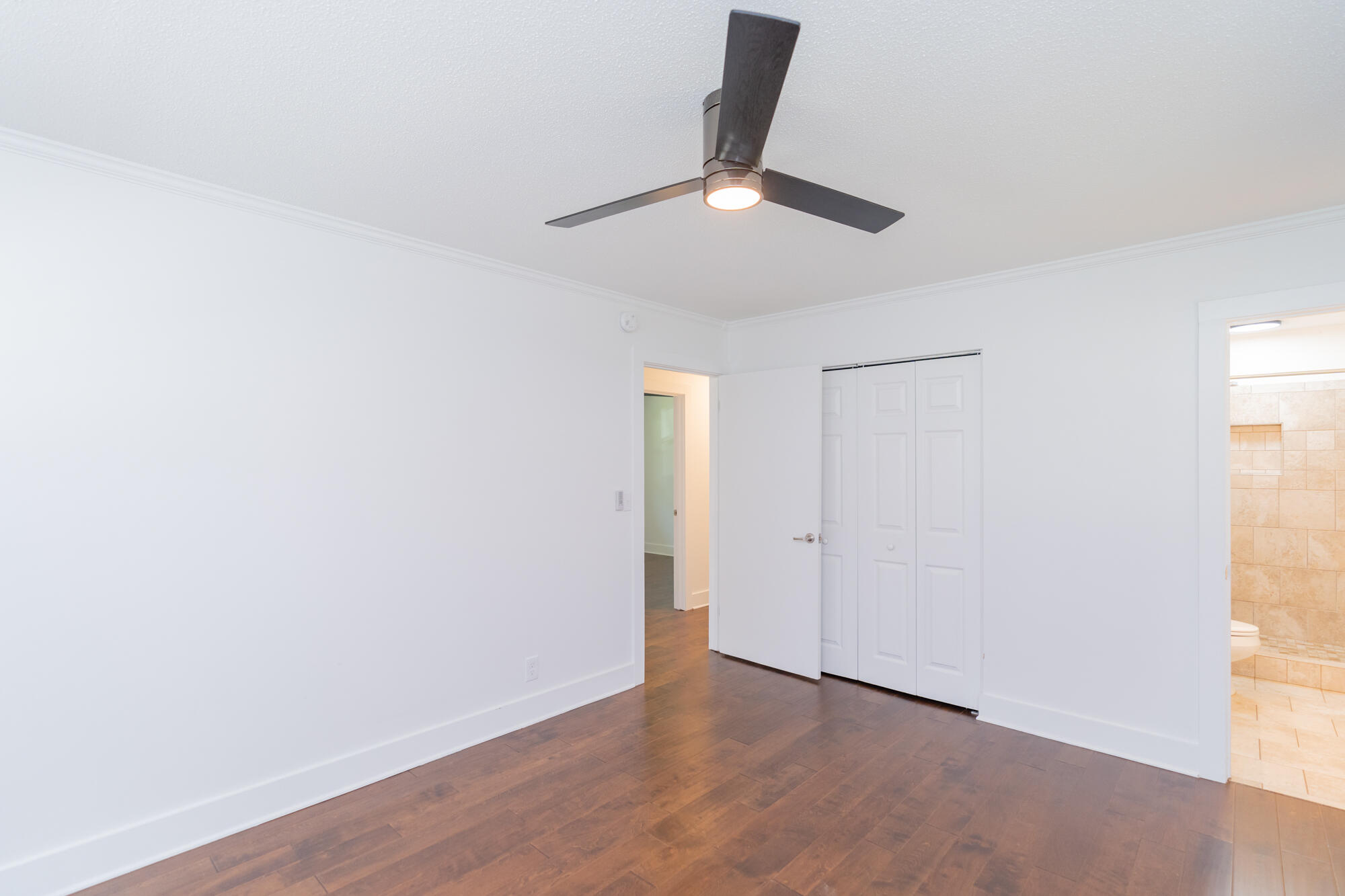 828 Skyline Park Drive