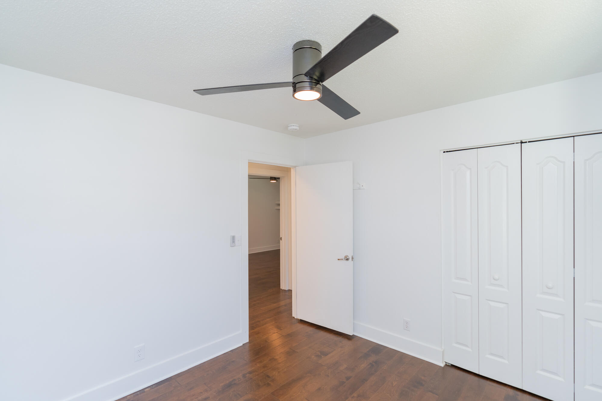 828 Skyline Park Drive