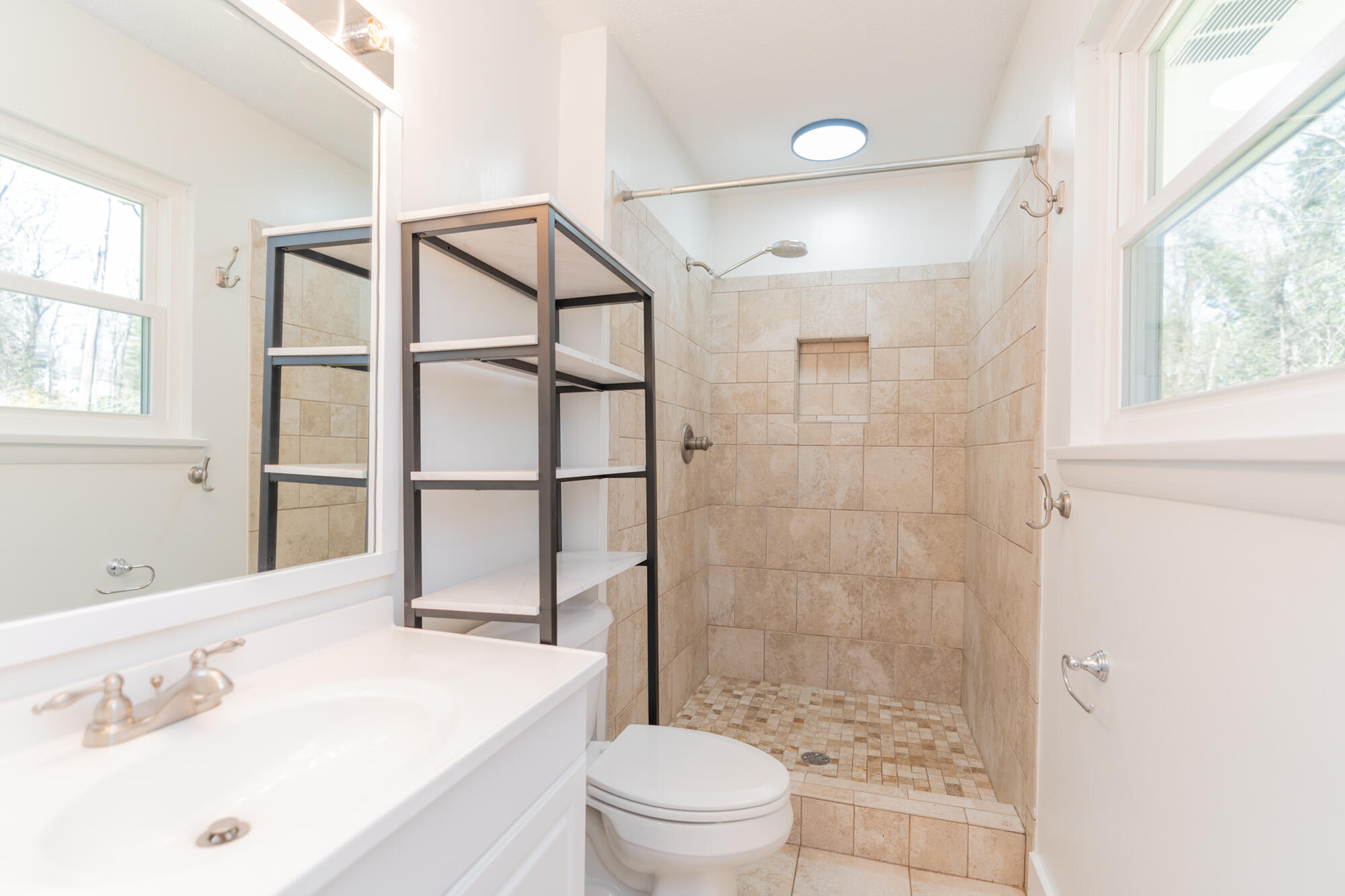 828 Skyline Park Drive