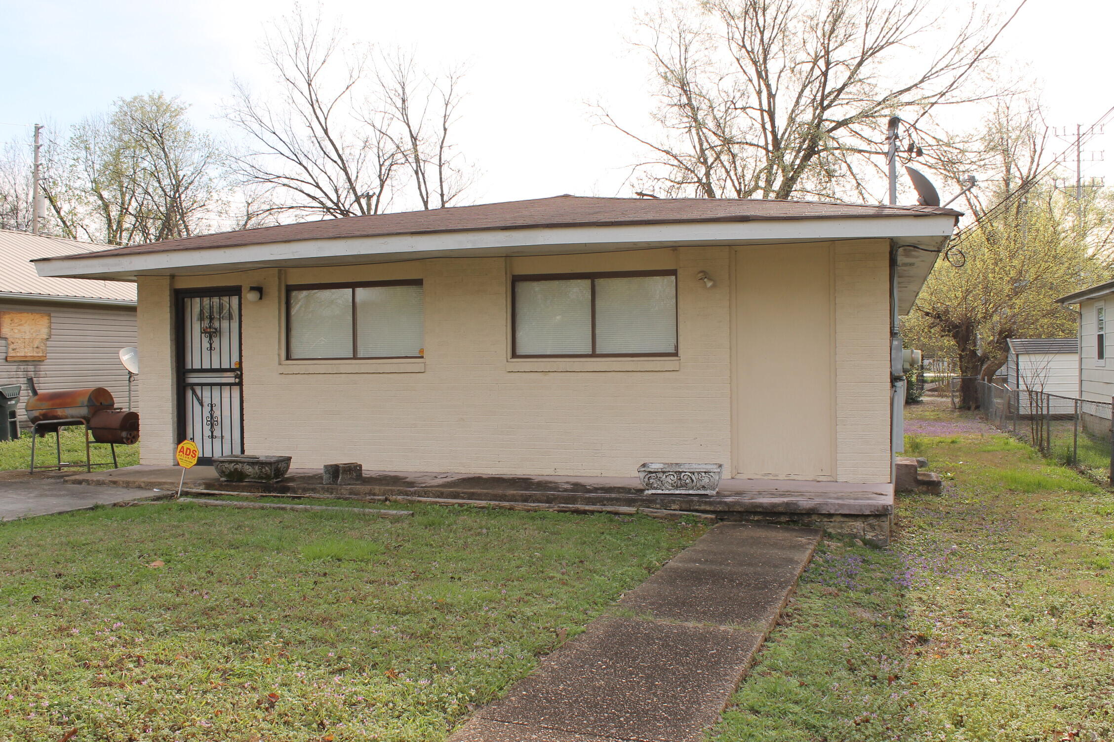 1108 N Orchard Knob Avenue