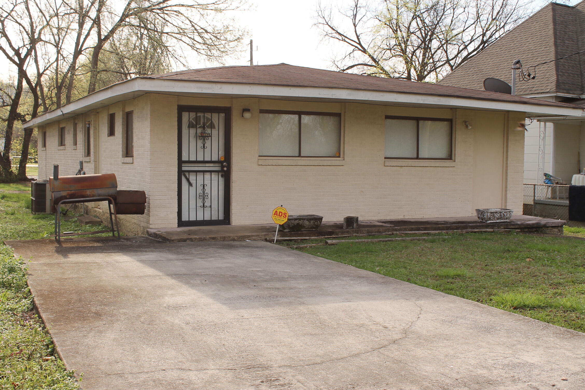 1108 N Orchard Knob Avenue