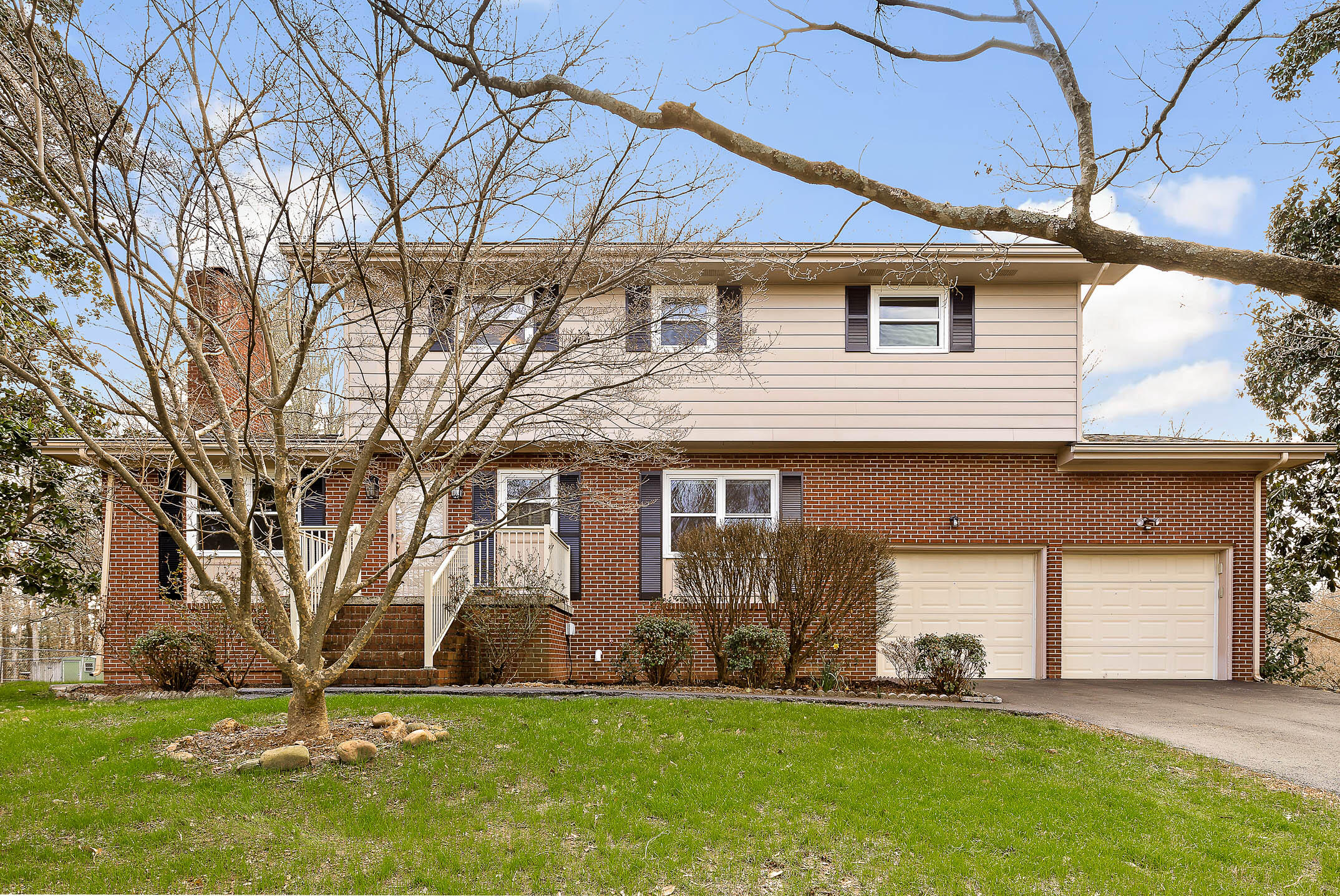 2414 Haven Crest Drive