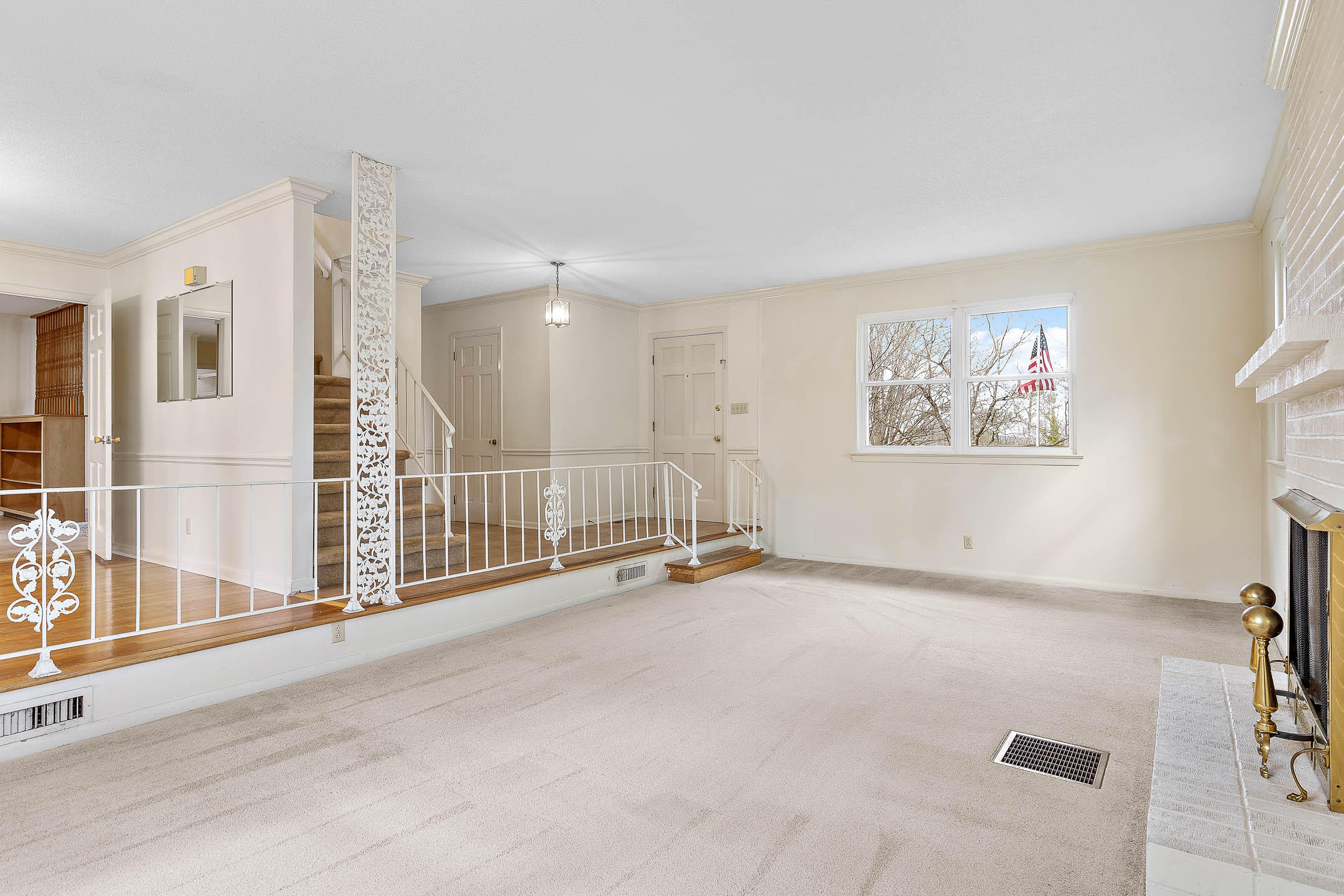 2414 Haven Crest Drive