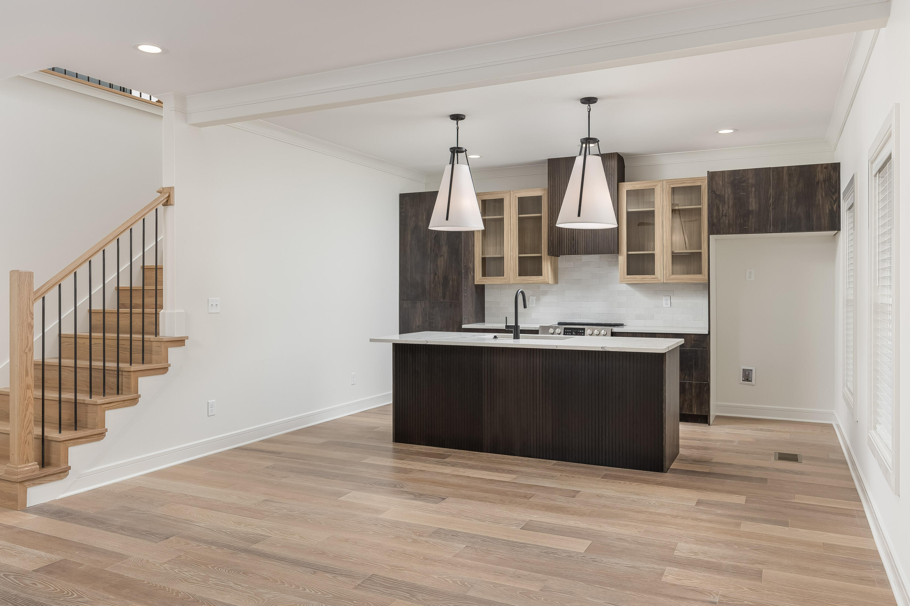 1031 Amelia Court, 5