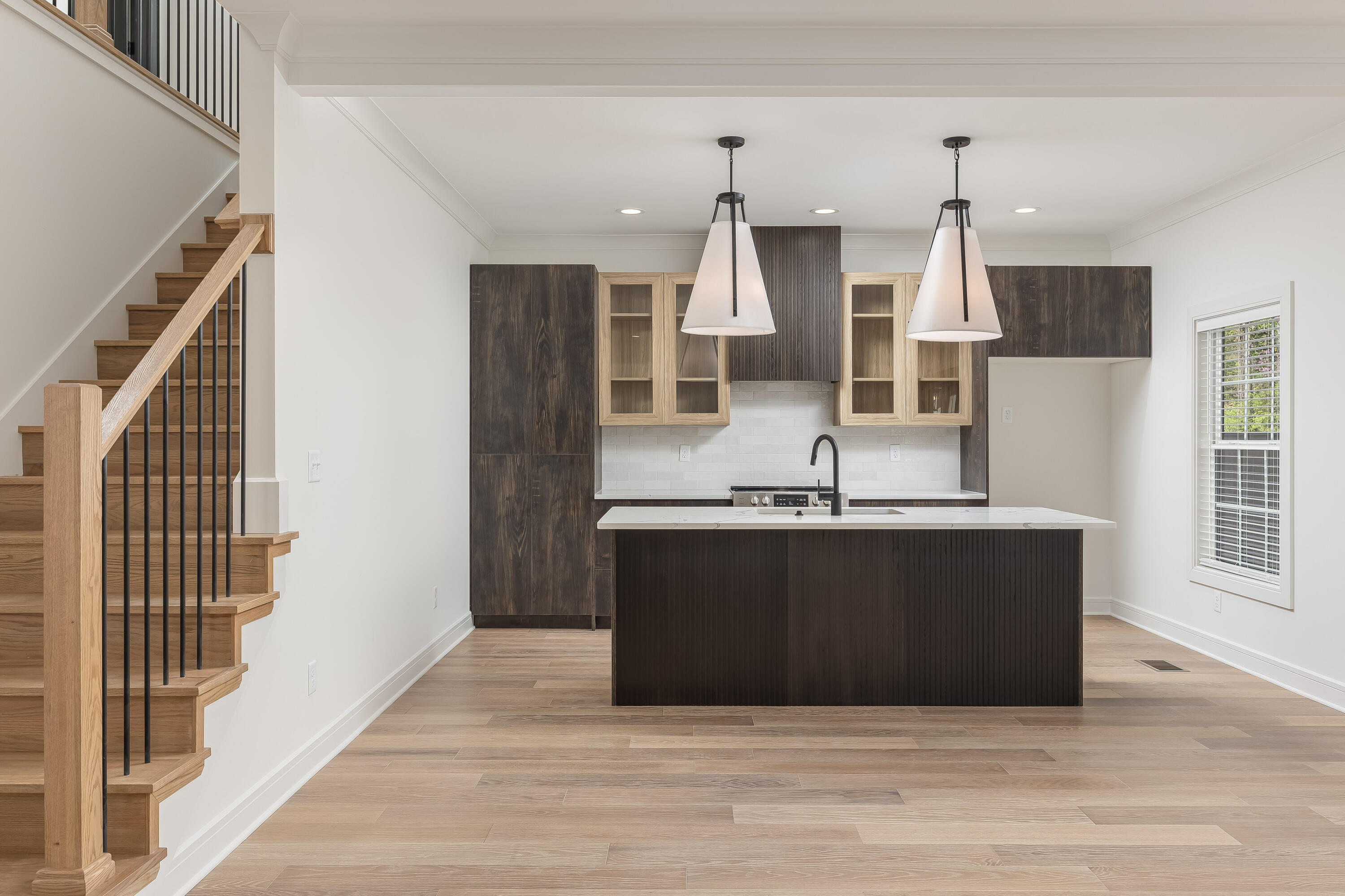 1031 Amelia Court, 5