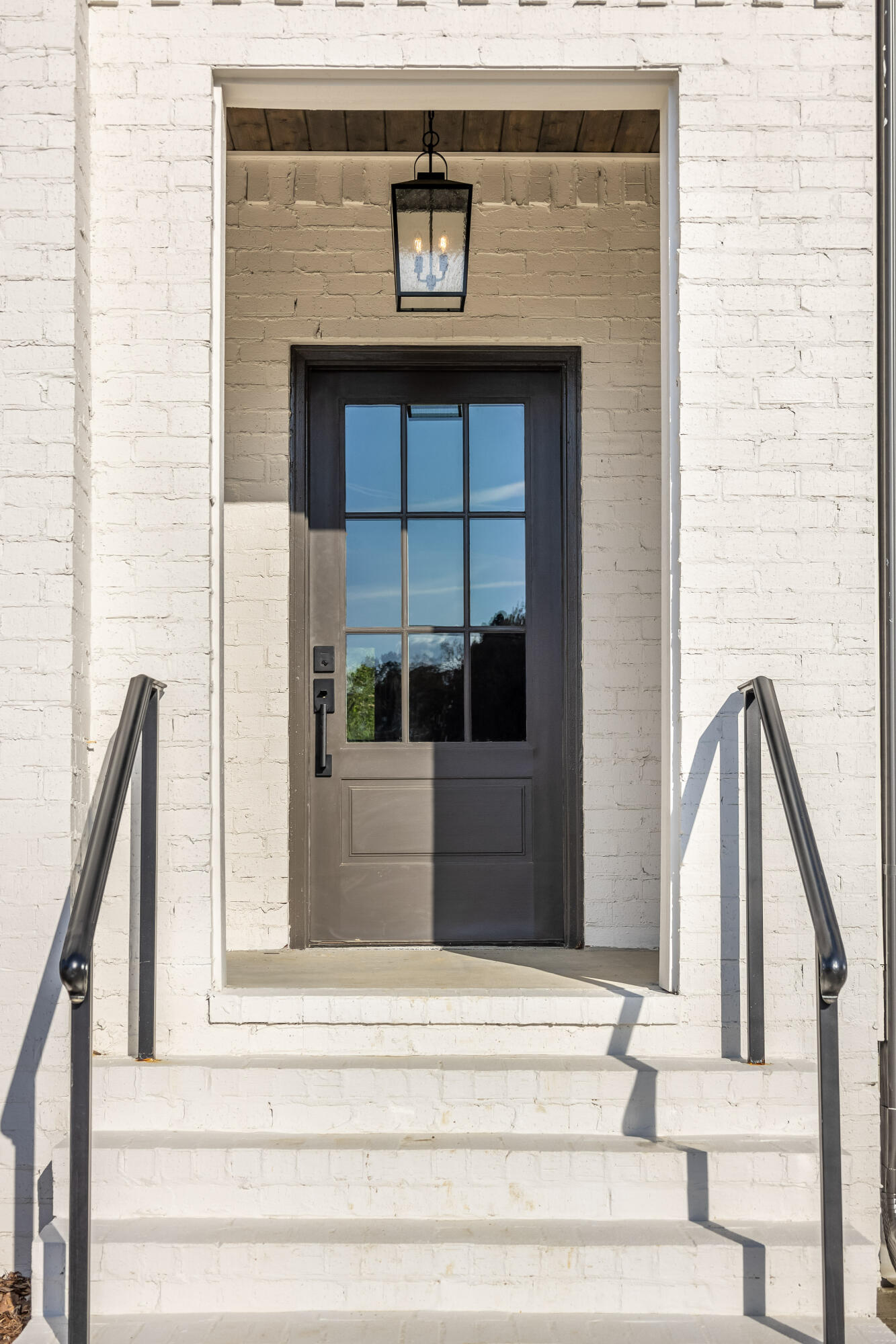 1031 Amelia Court, 5