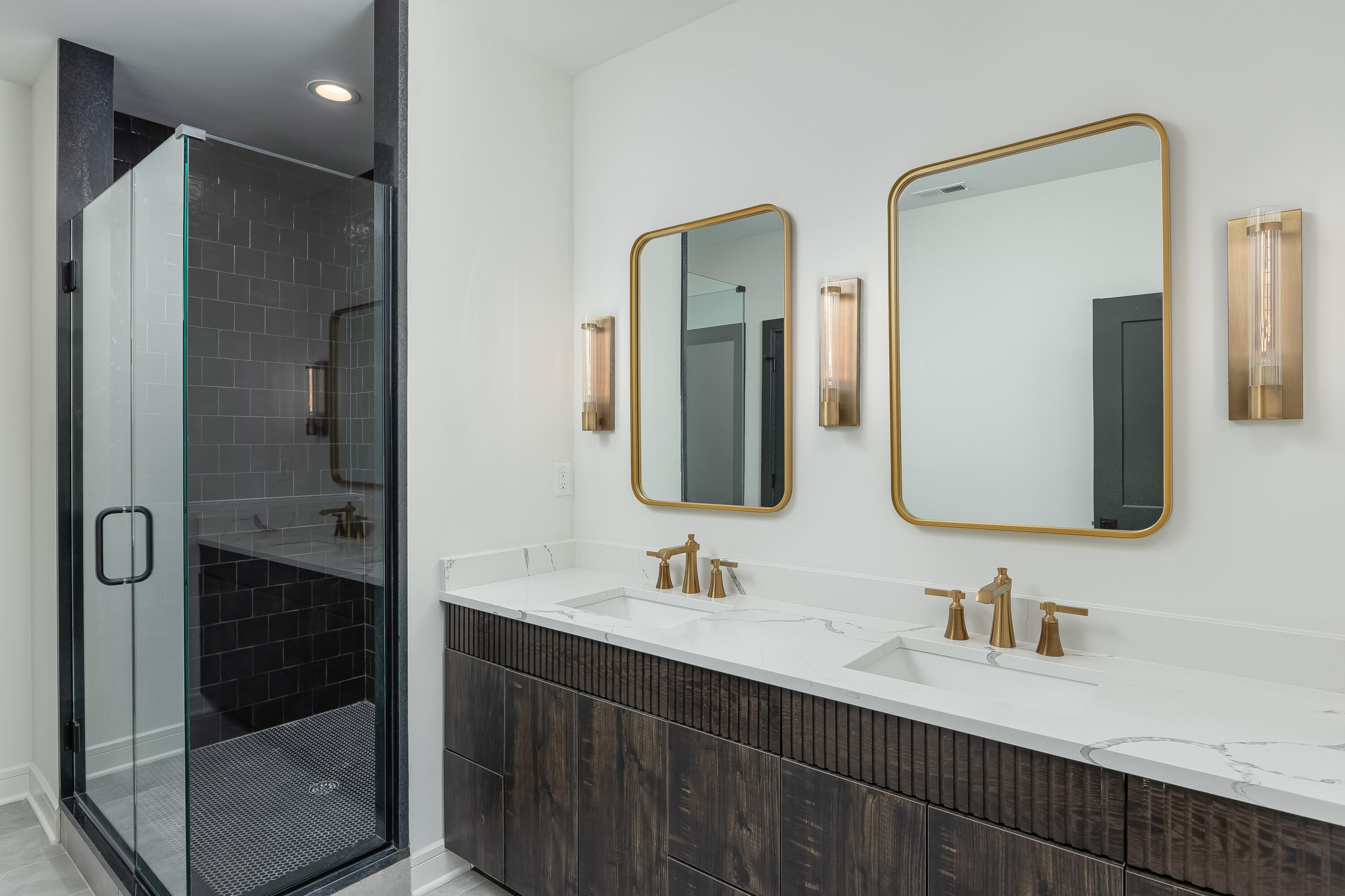 1031 Amelia Court, 5