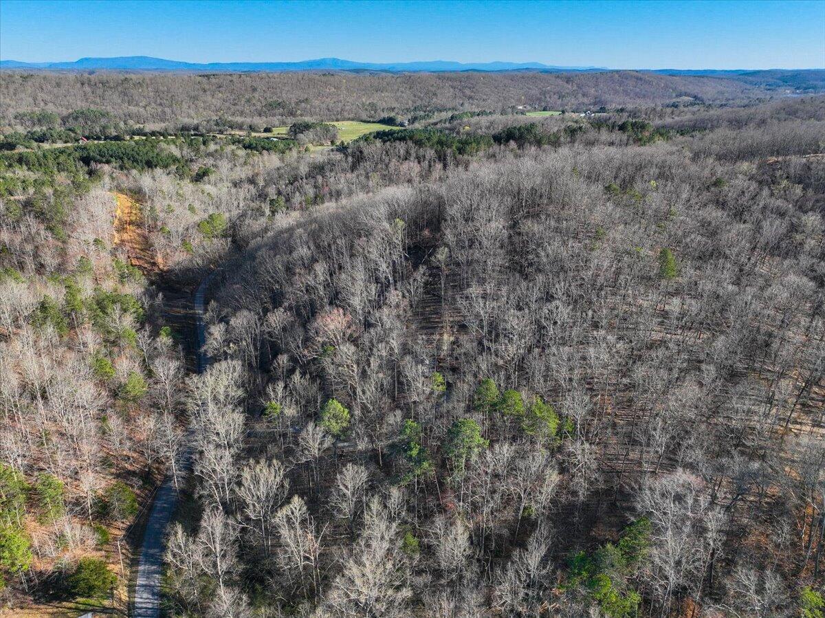 151 Hail Hollow Road