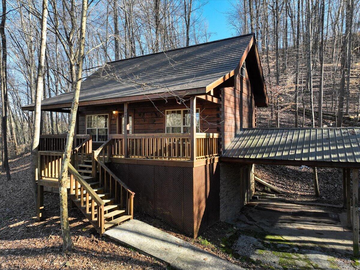 151 Hail Hollow Road