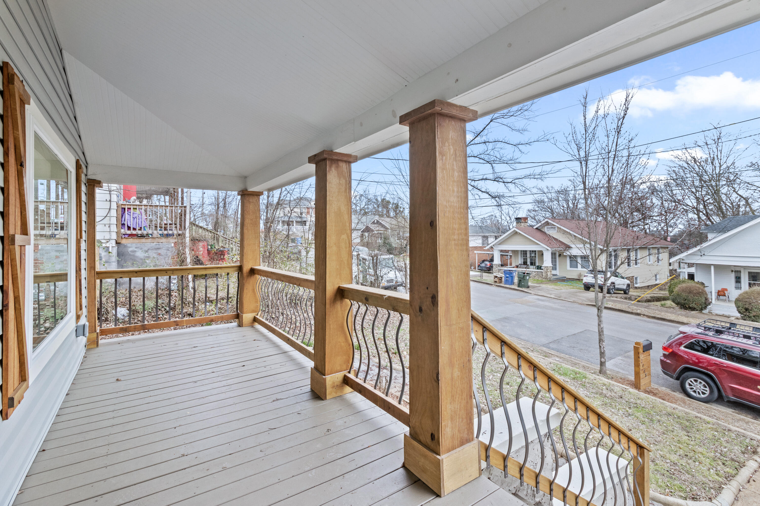 2008 Vine Street