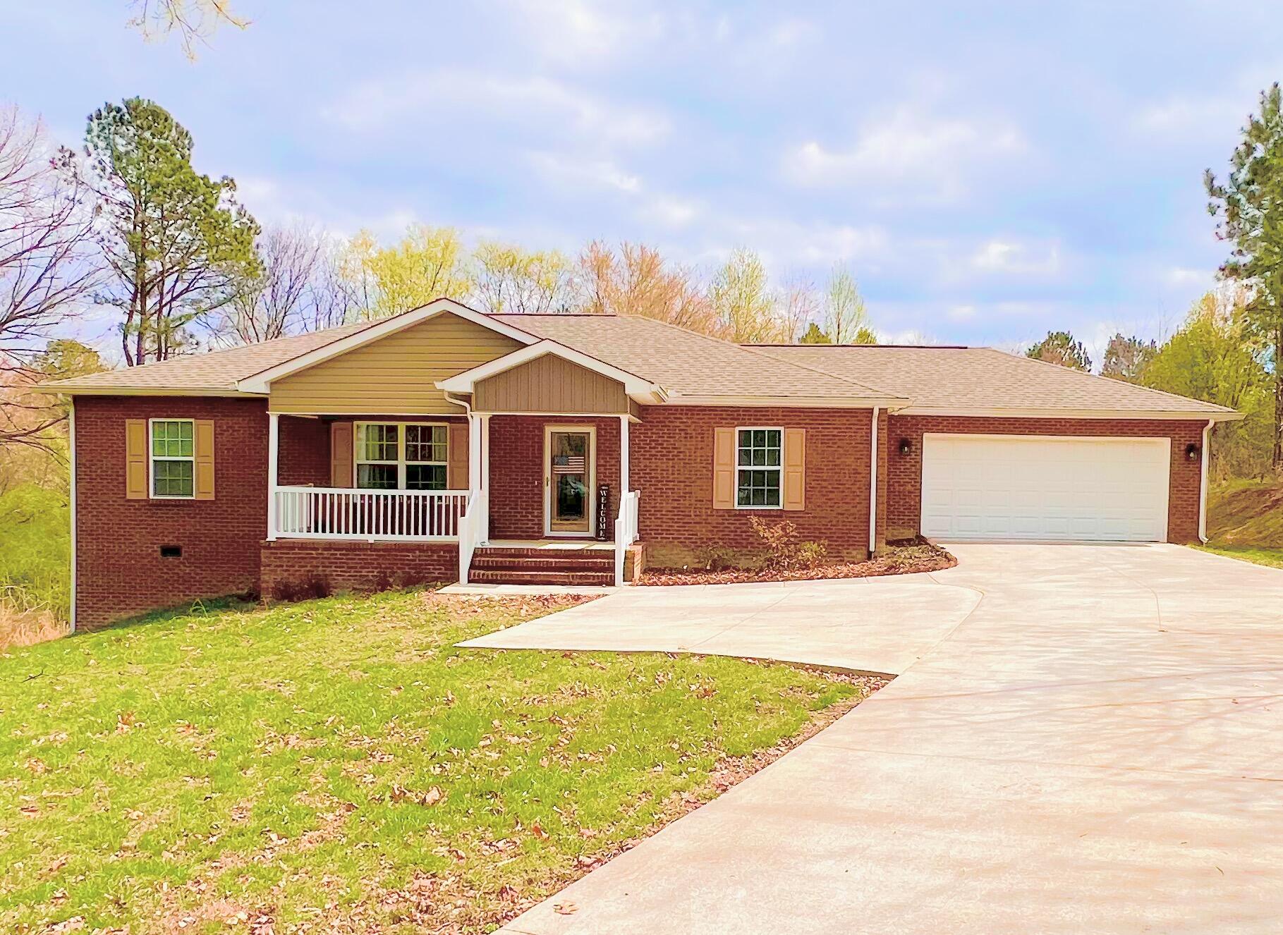 2125 Vinewood Drive