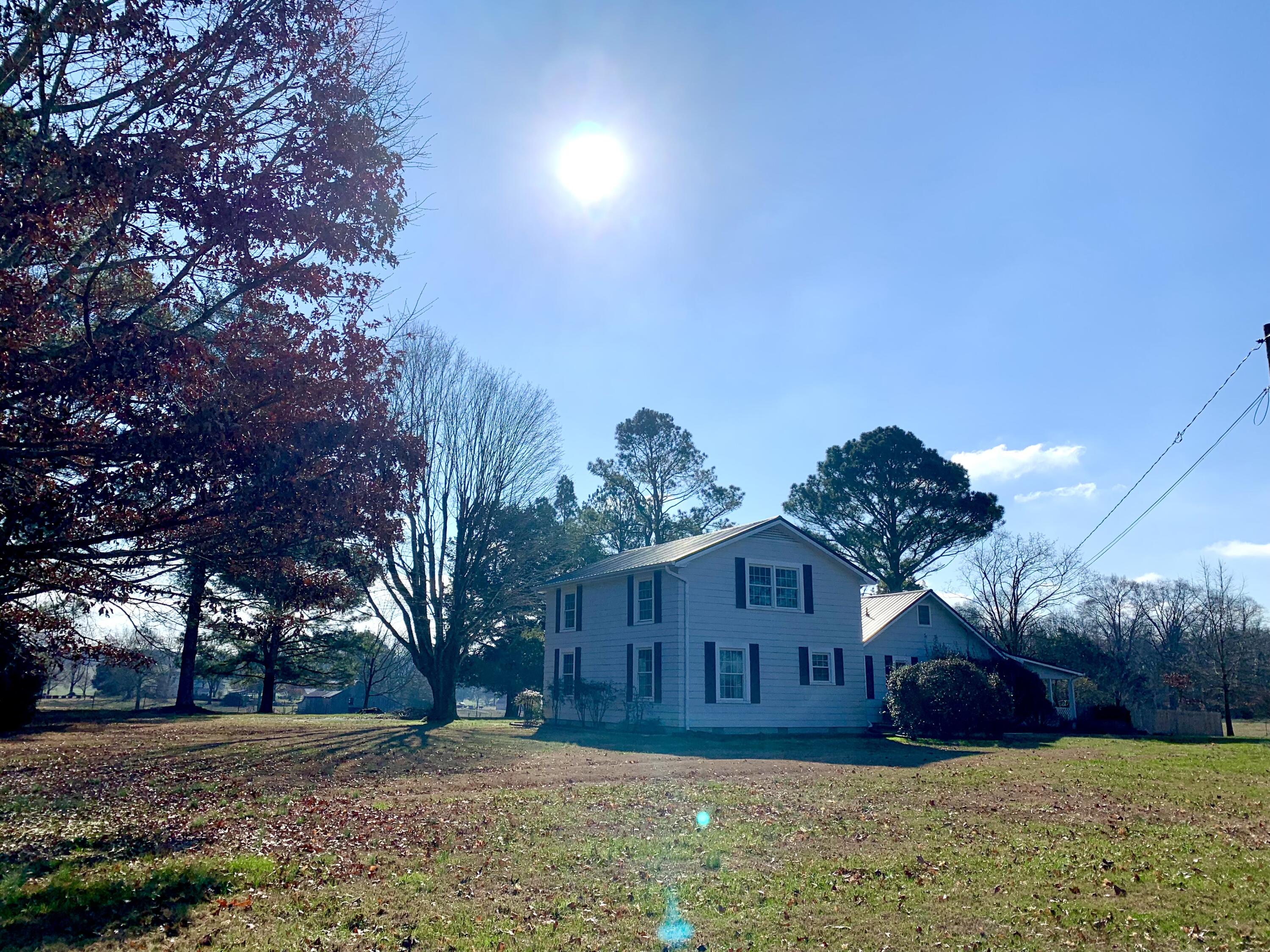 536 SE Ladd Springs Road