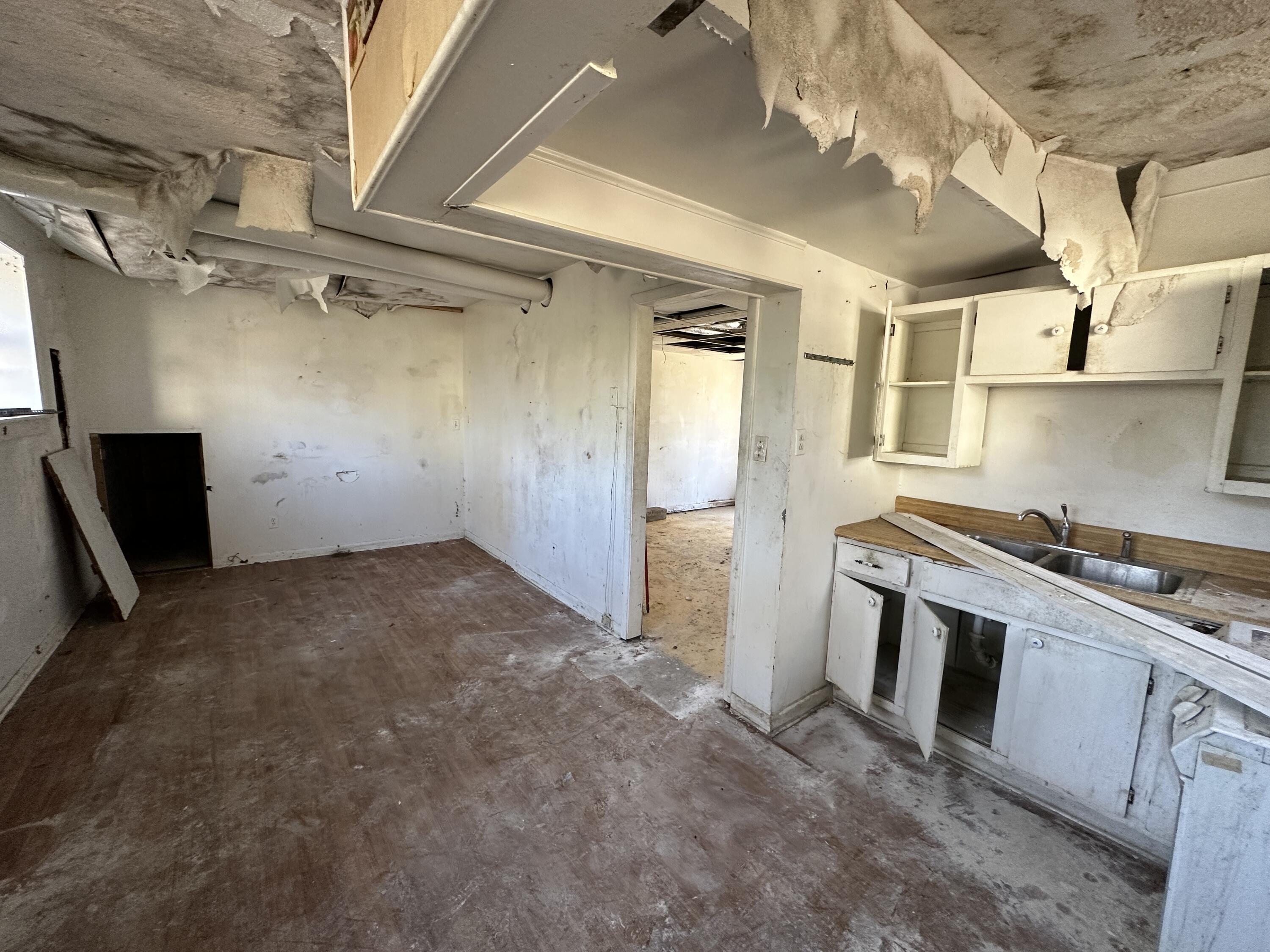 6026 Porter Drive