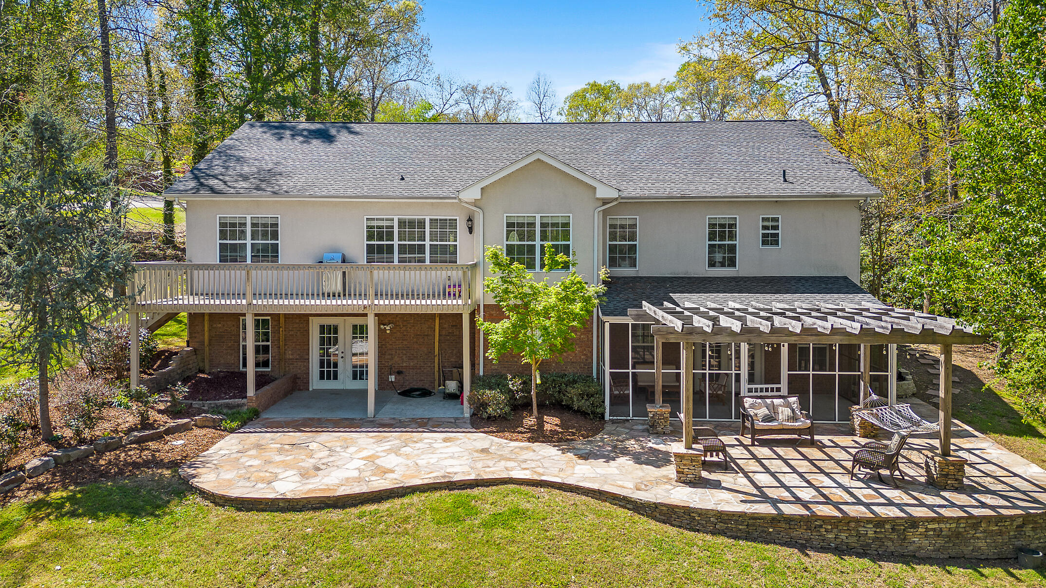 3209 Cross Roads Drive