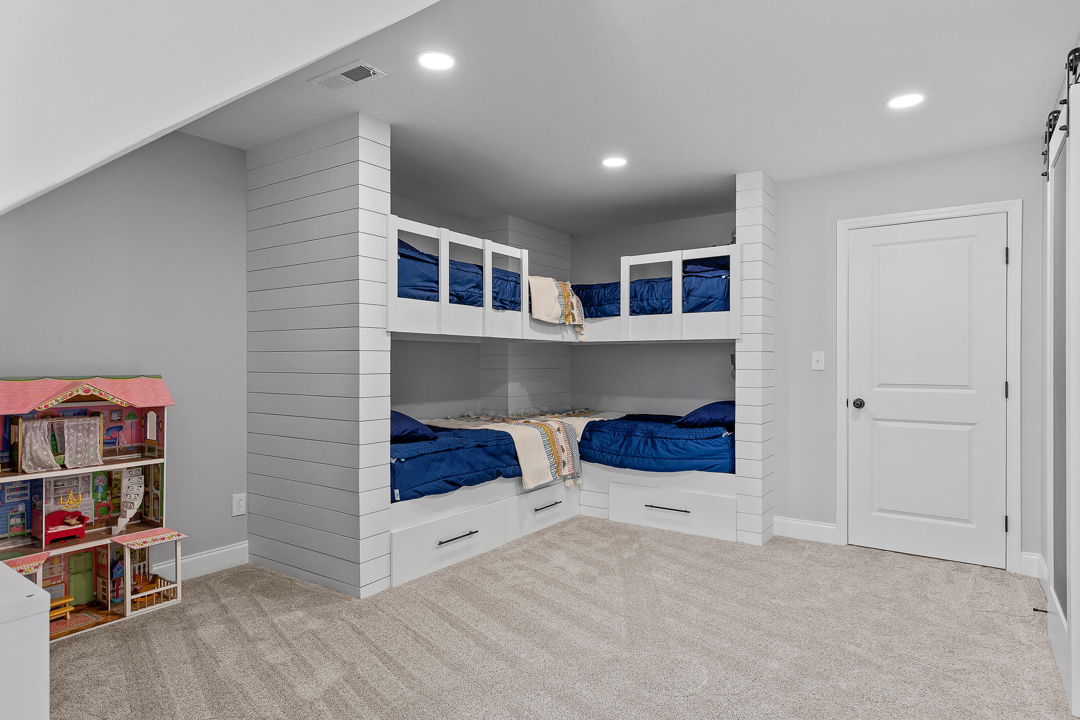 2460 Waterhaven Drive