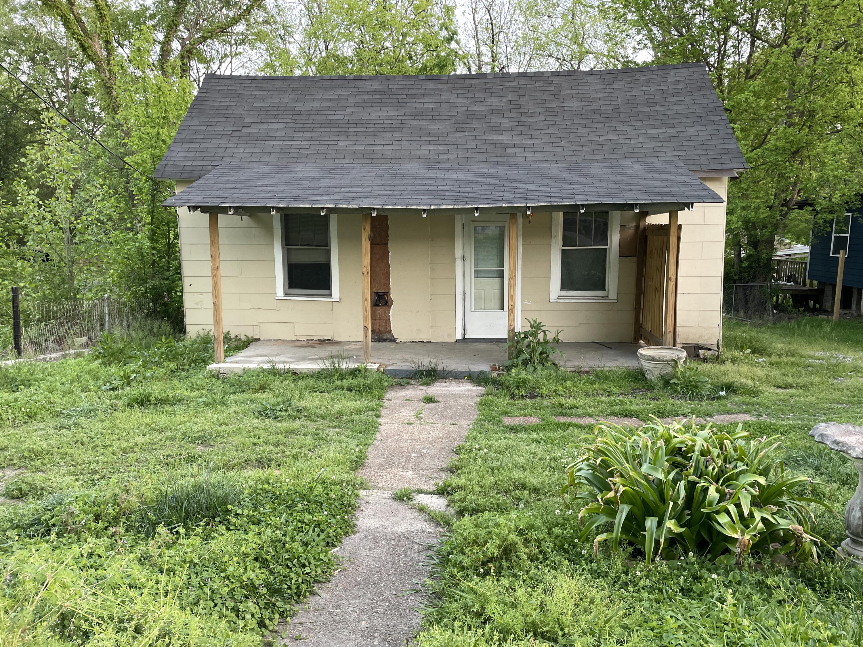 93 Hargraves Road